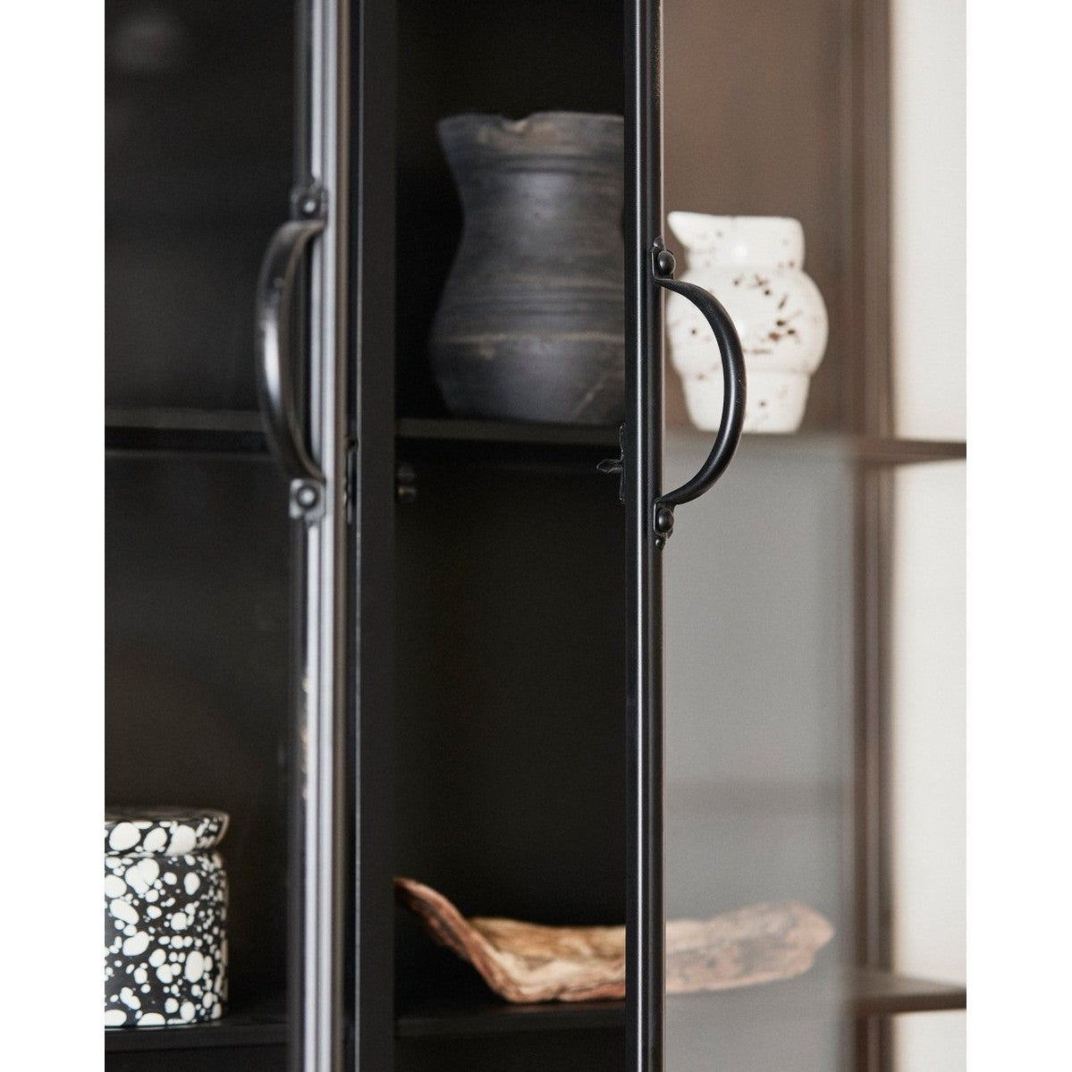 DOWNTOWN-veggskap i jern - 121x80 - sort Nordal WALL/ DISP