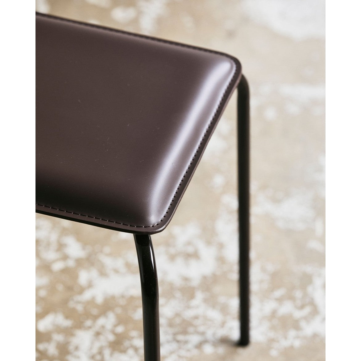 ESA skammel - brun Nordal STOOLS