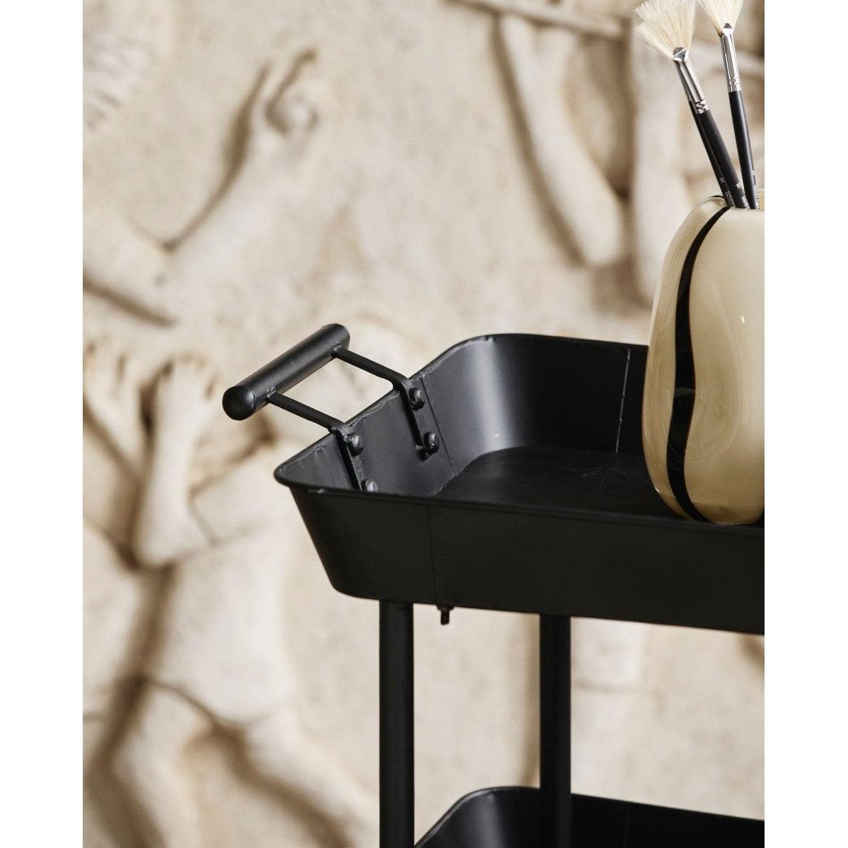 FULDA rullebord av jern - 66x41 - sort Nordal TABLES