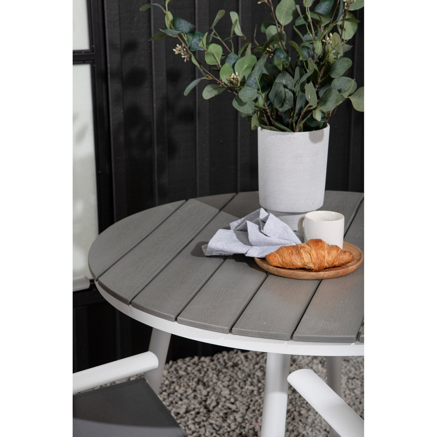Break Spisebord Rundt 90ø + Break stoler Venture Design Spisegruppe