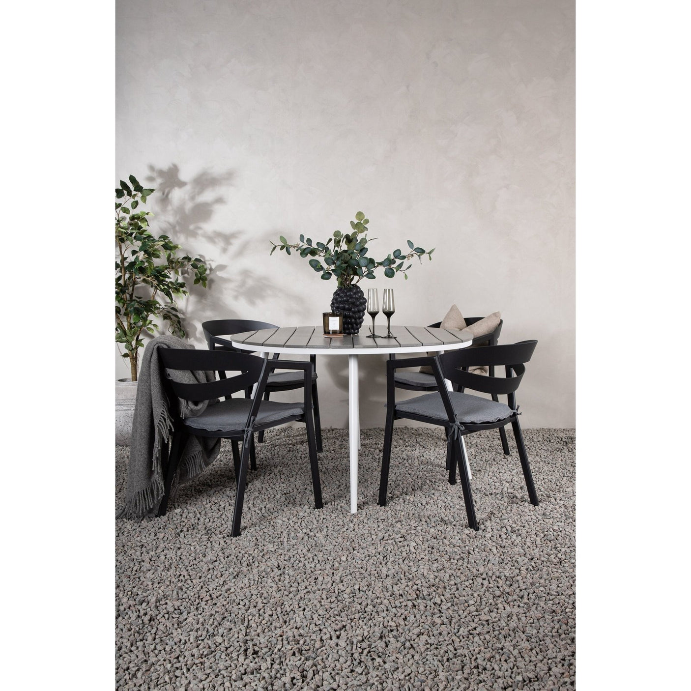 Pause Spisebord Rundt 120ø + Spalte spisestoler inkl. Puter Venture Design Spisegruppe