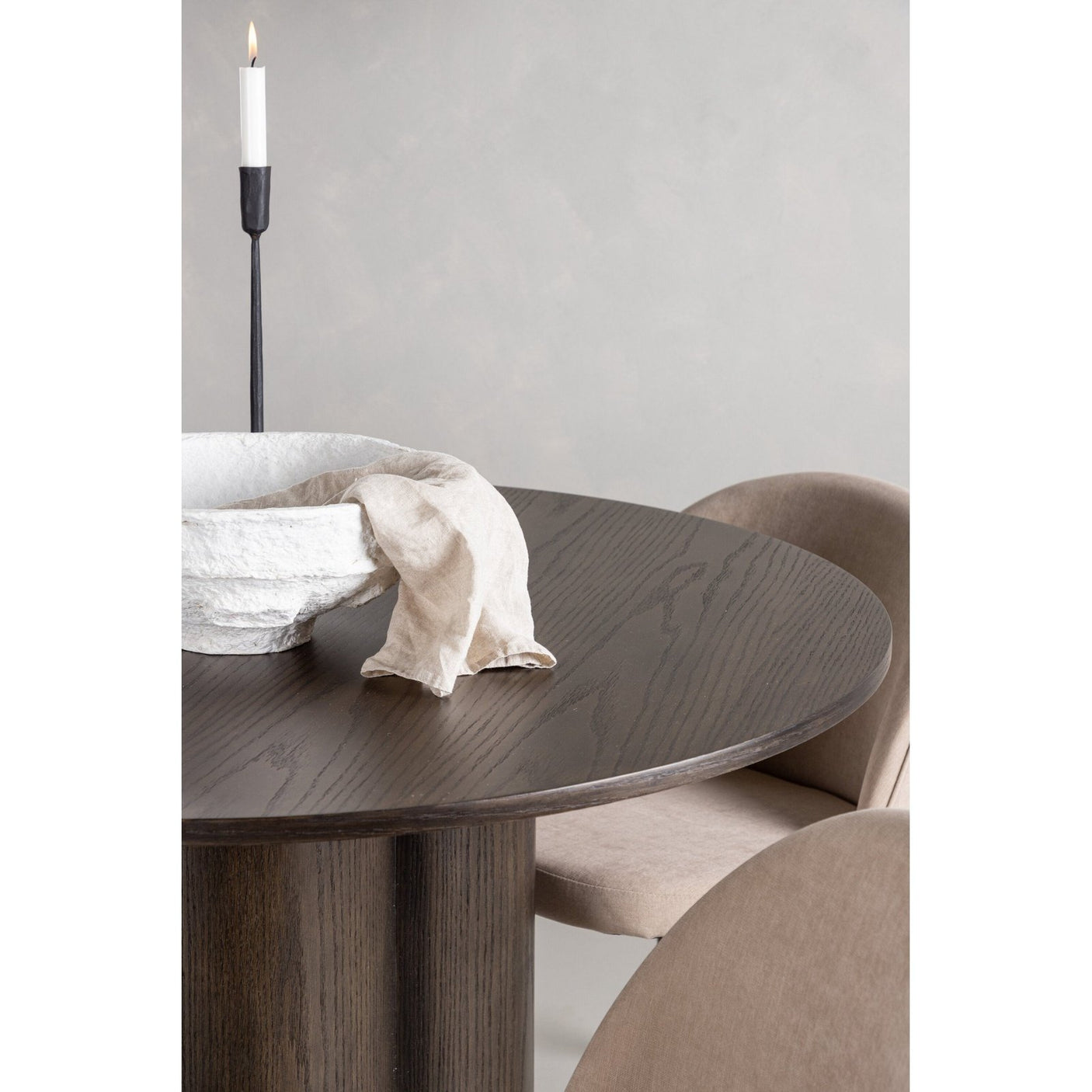 Olivia spisebord-/+ Velvet stol-/ Venture Design Spisegruppe