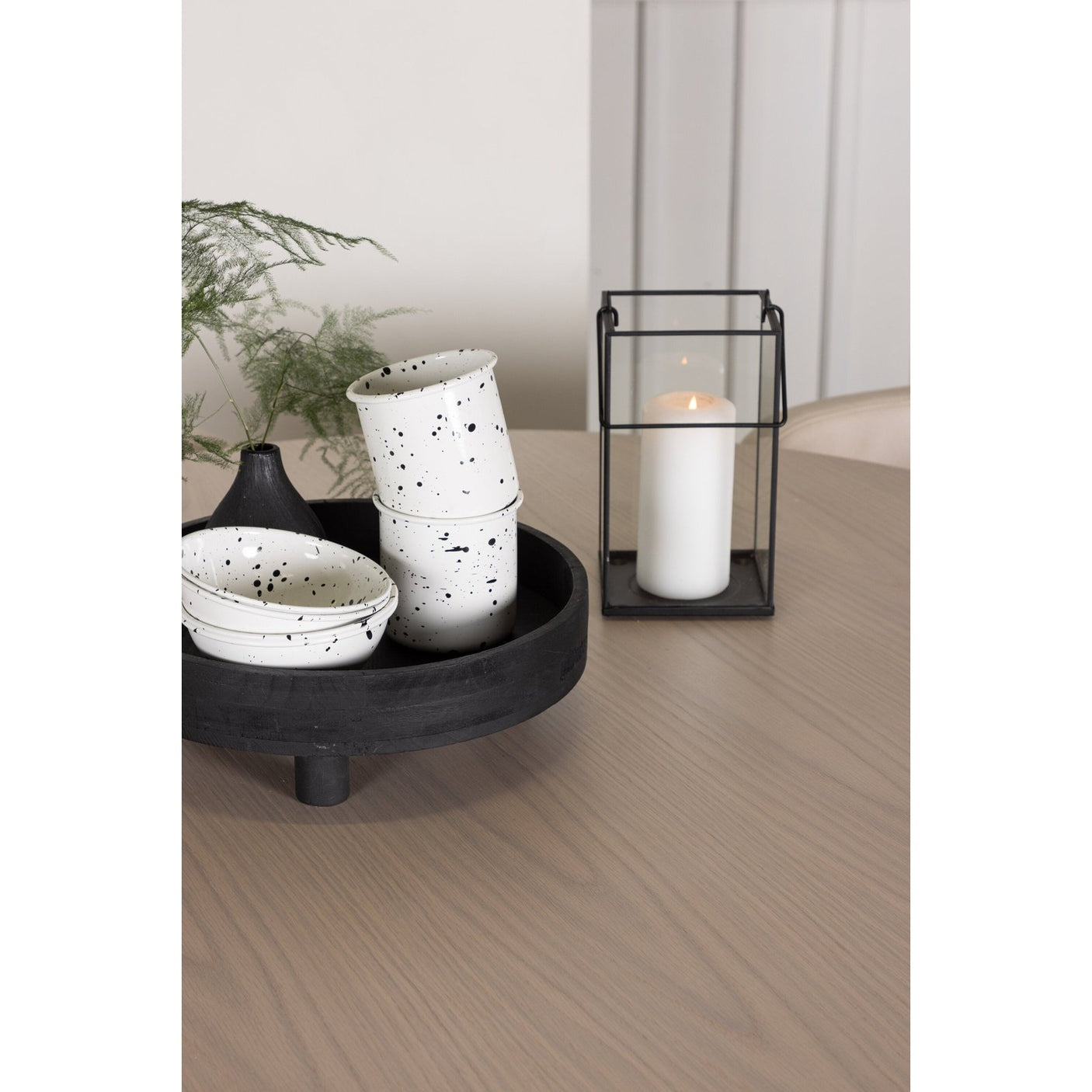 Olivia og Simrishman spisegruppe 4 stoler Venture Design Spisegruppe