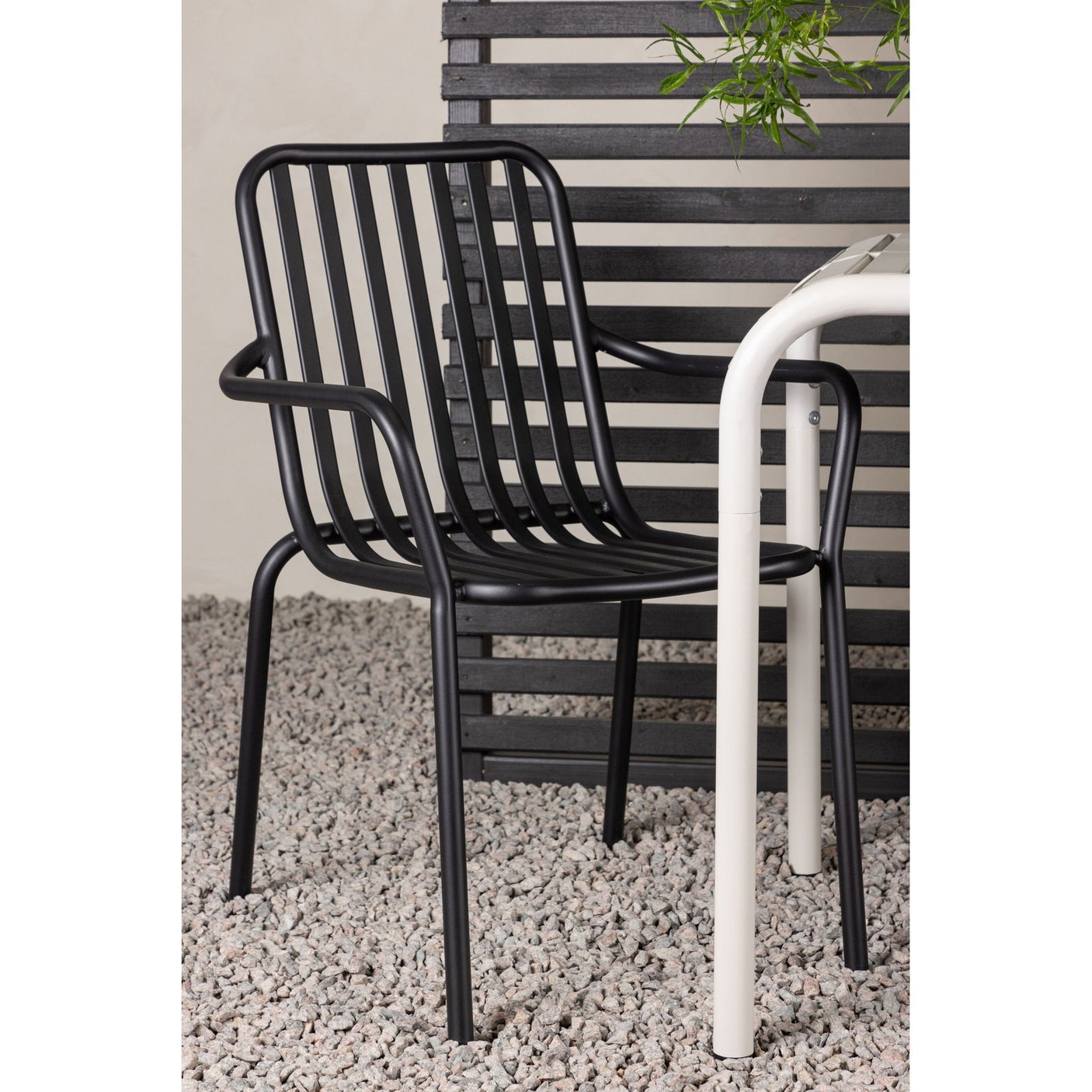 Borneo Cafébord 70*70* + Peking spisestoler Venture Design Spisegruppe