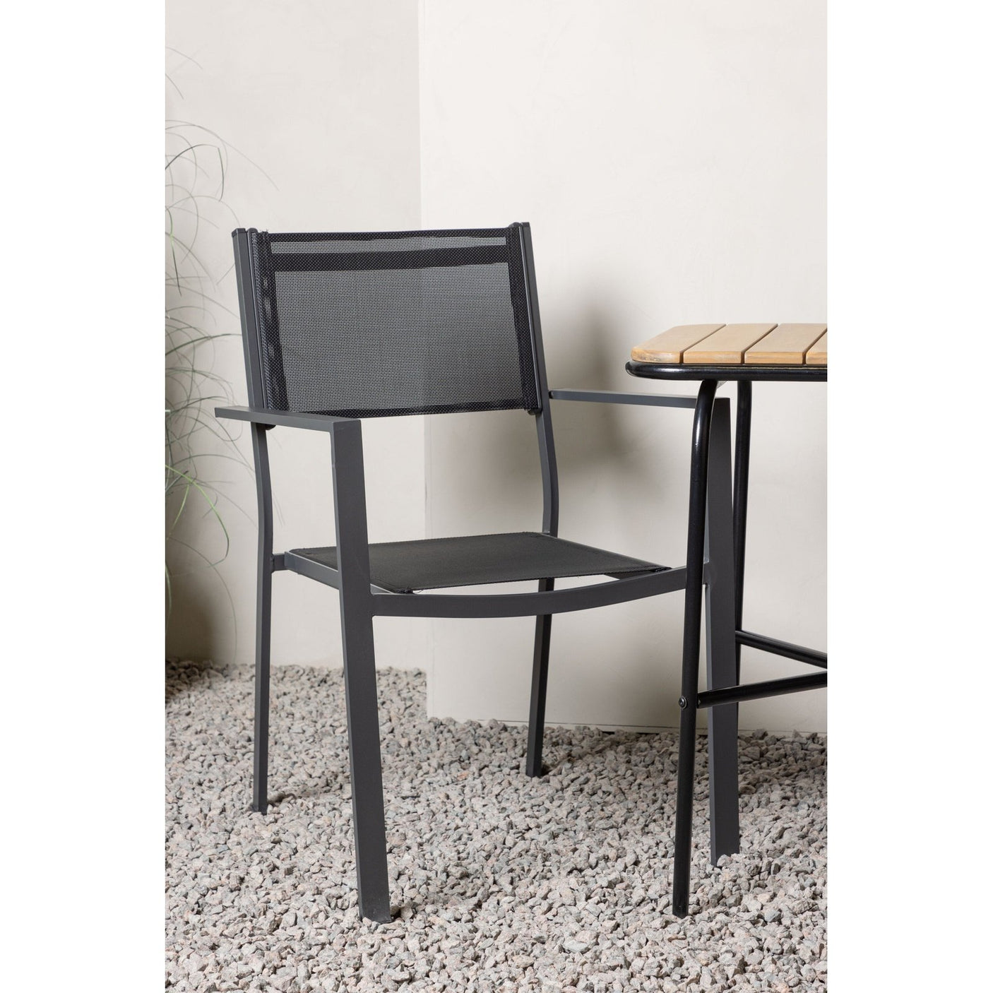 Holmbeck Cafébord 55*70*74 + Copacabana stol / Venture Design Spisegruppe
