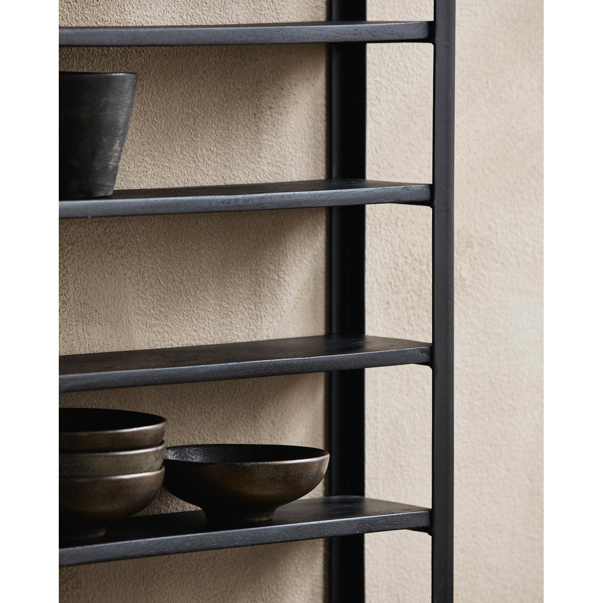 INEZ-skål, L - svart Nordal TABLEWARE