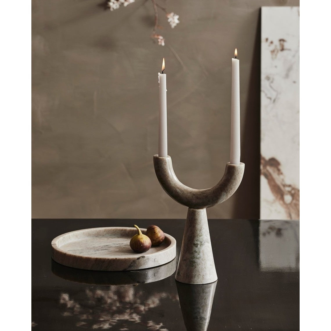 RIF Marmor lysestake - h26,5 cm - lysbrun Nordal CANDLEHOLD