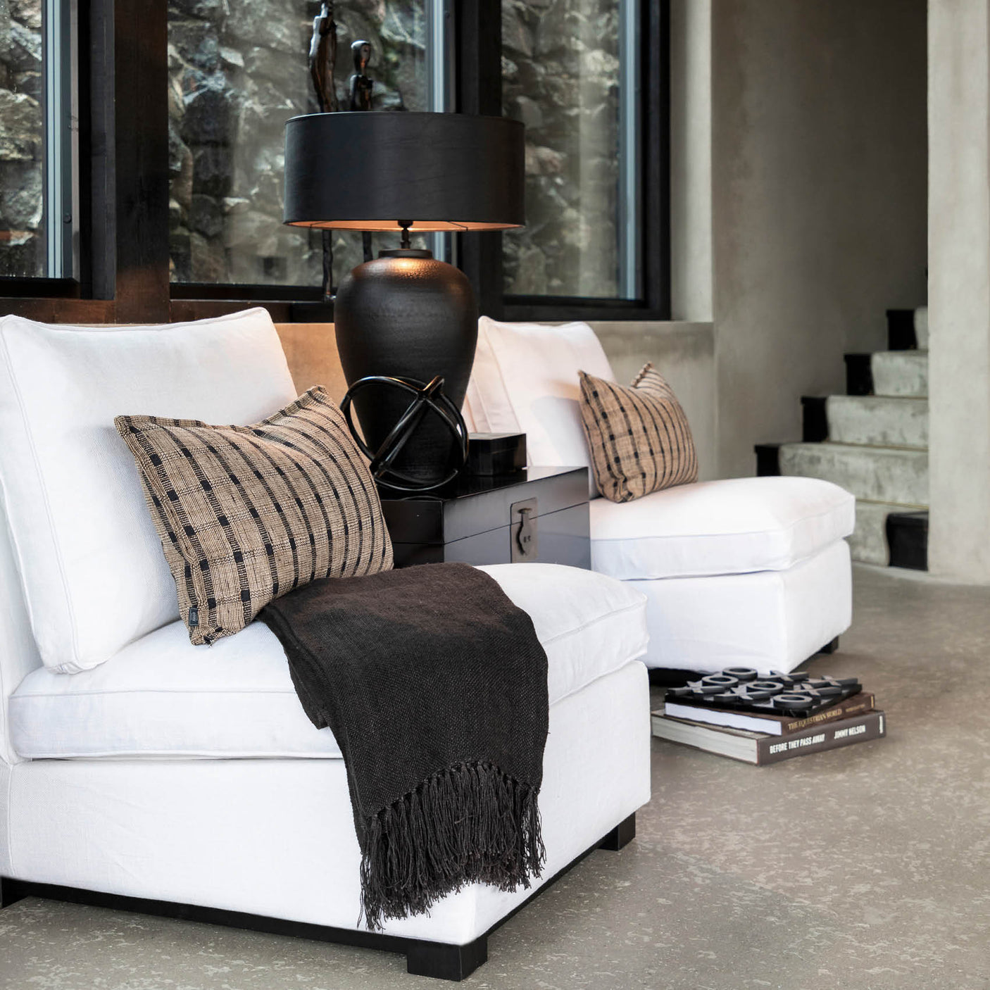 TRAVERSE BLACK/LINEN Putetrekk Artwood Pute