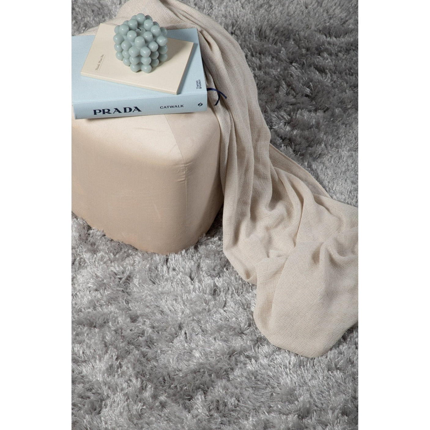 Natta teppe Ø200 Venture Design Teppe