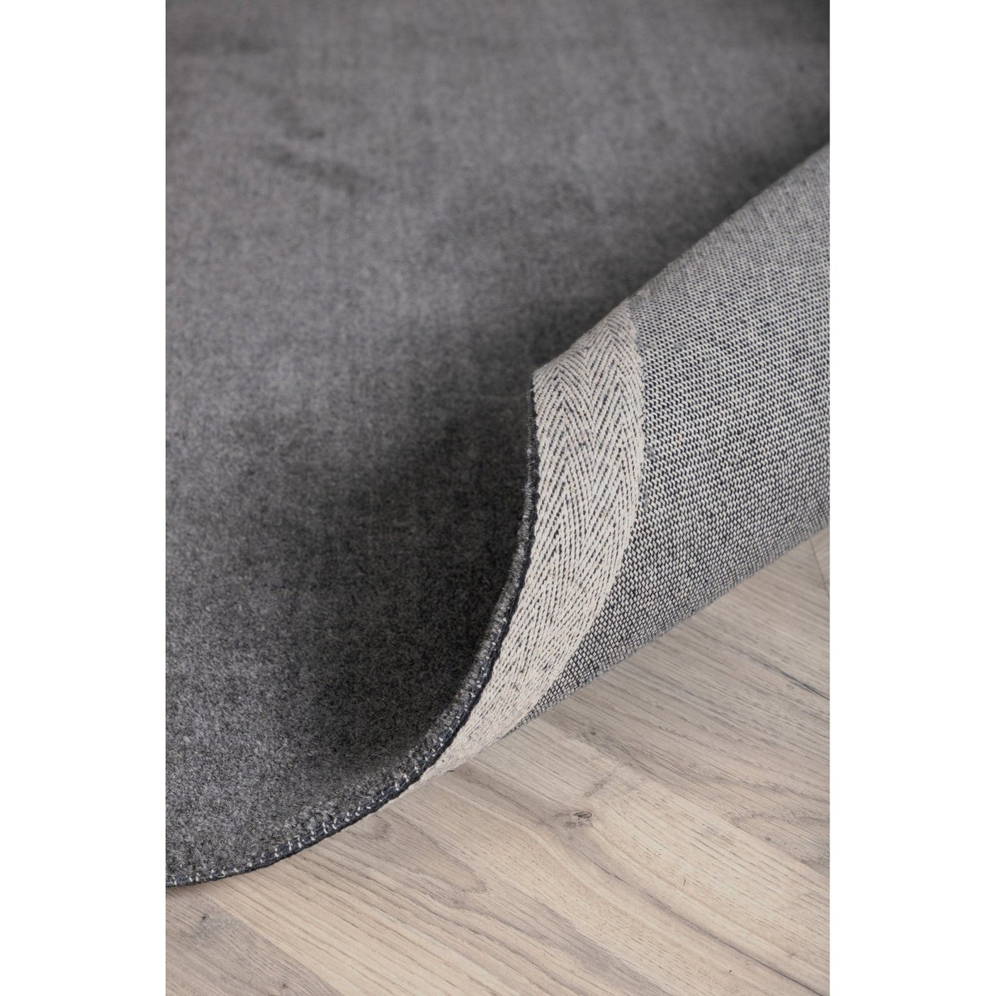 Ulla teppe 200x300 Venture Design Teppe