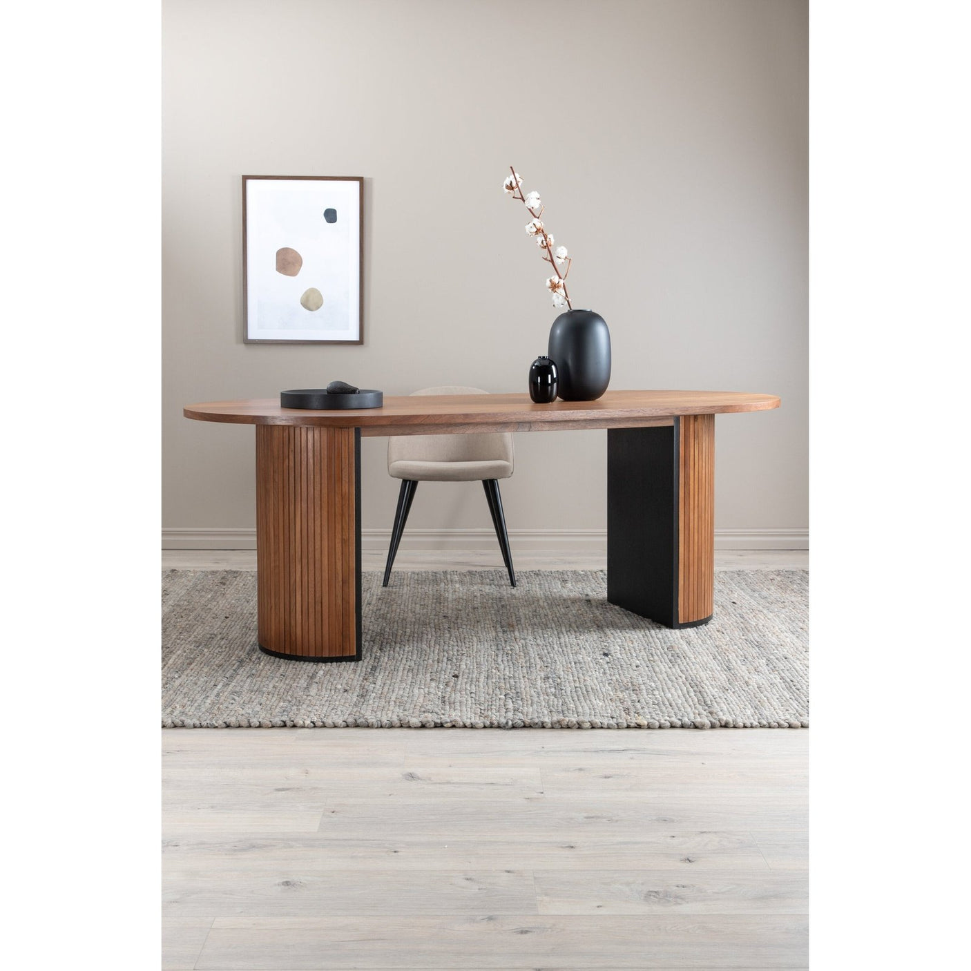 Bianca spisebord Venture Design Spisebord