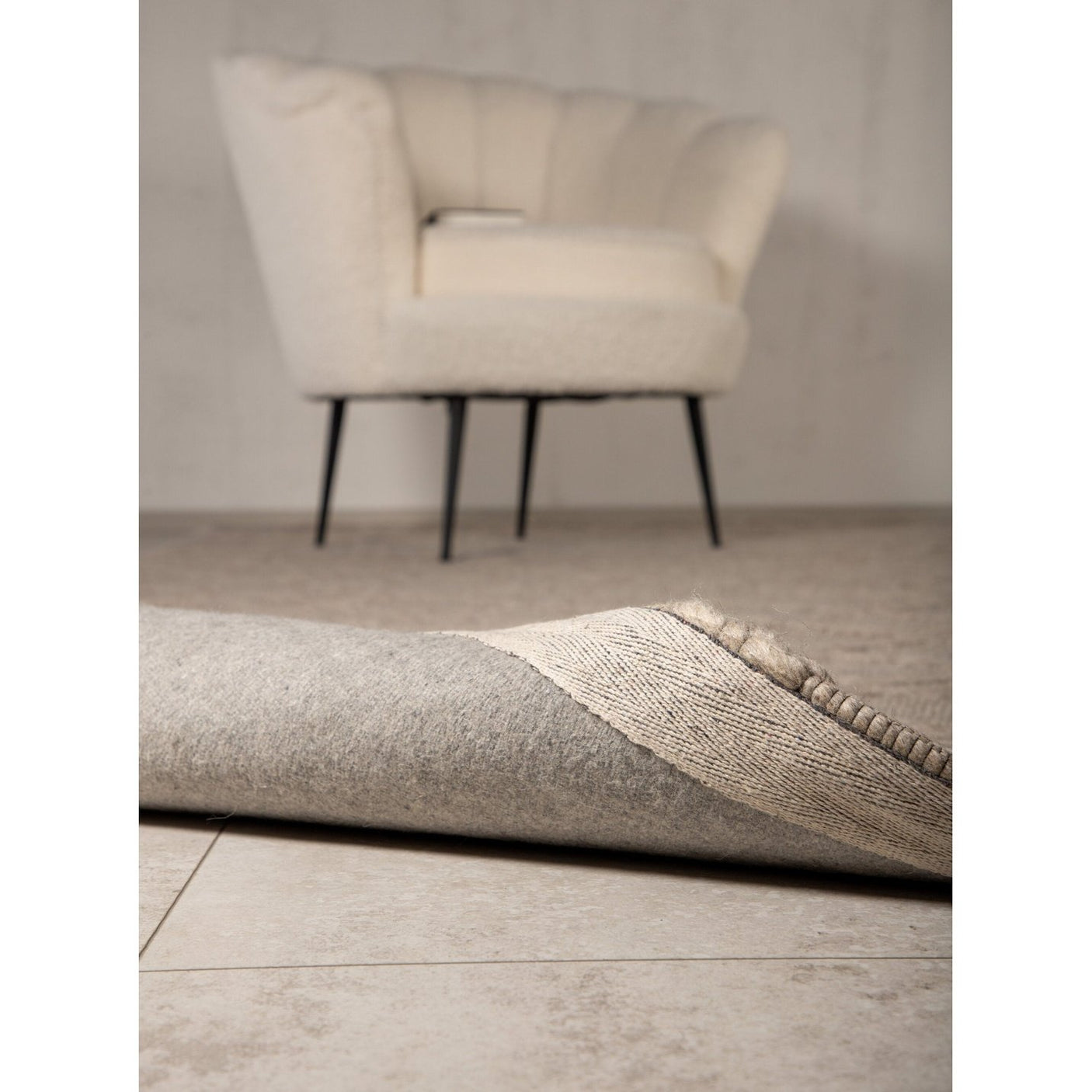 Cloudy ullteppe 200x300 Venture Design Teppe