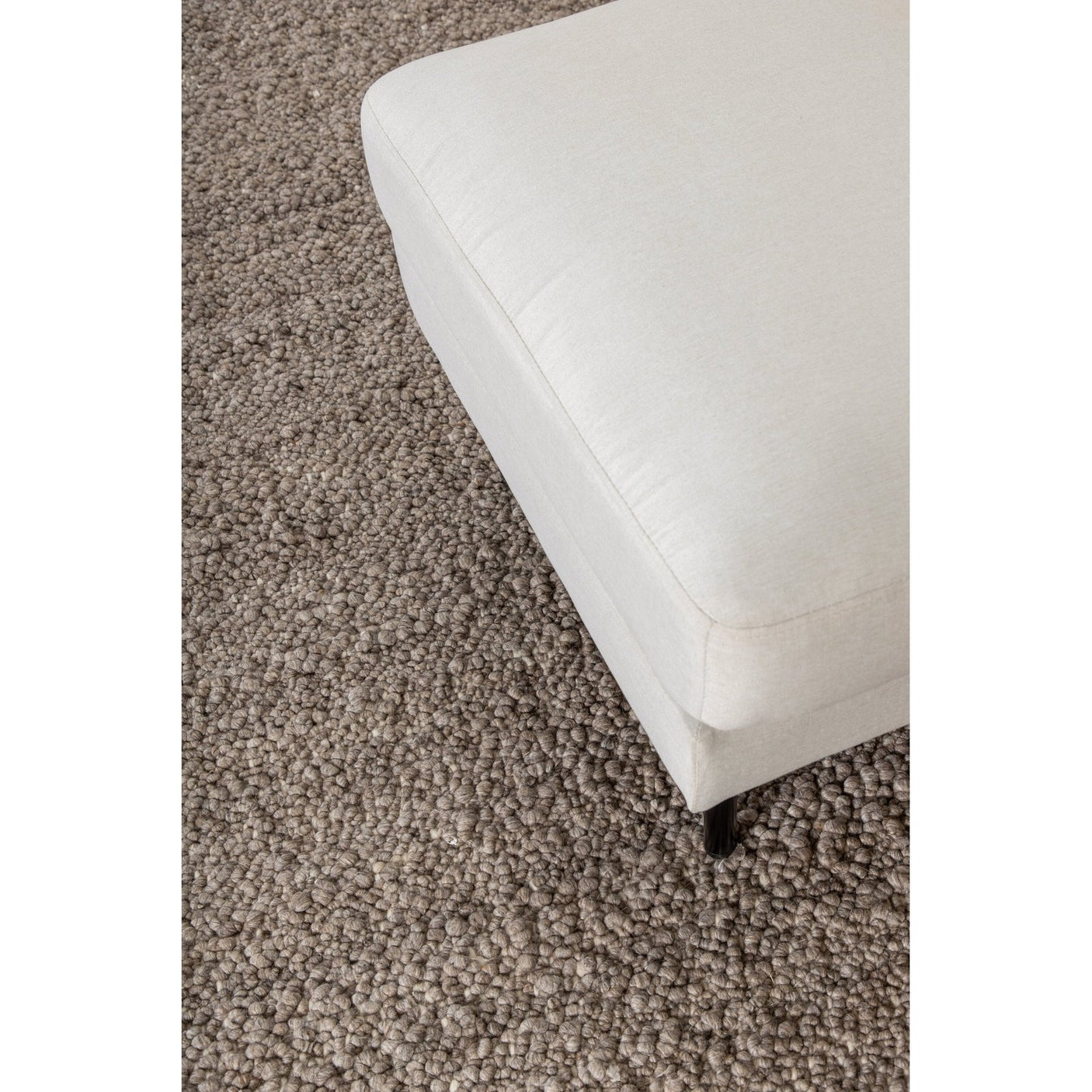 Betina ullteppe 200x300 Venture Design Teppe