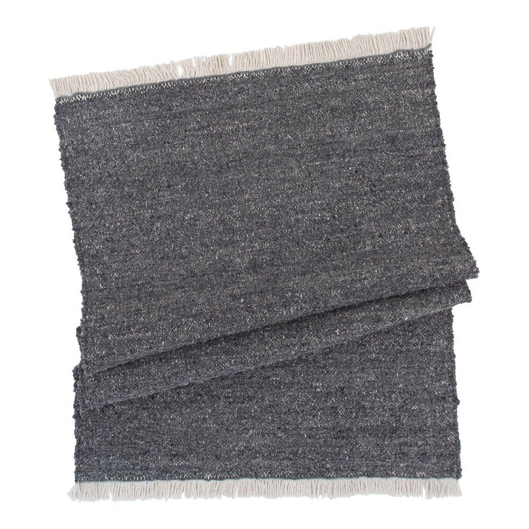 Betina ullteppe 300x400 Venture Design Teppe