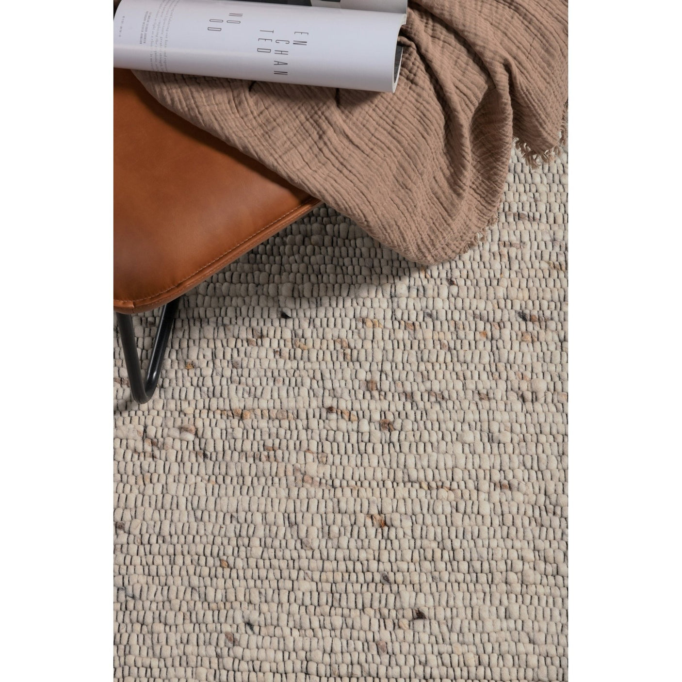 Loump ullteppe 200x300 Venture Design Teppe