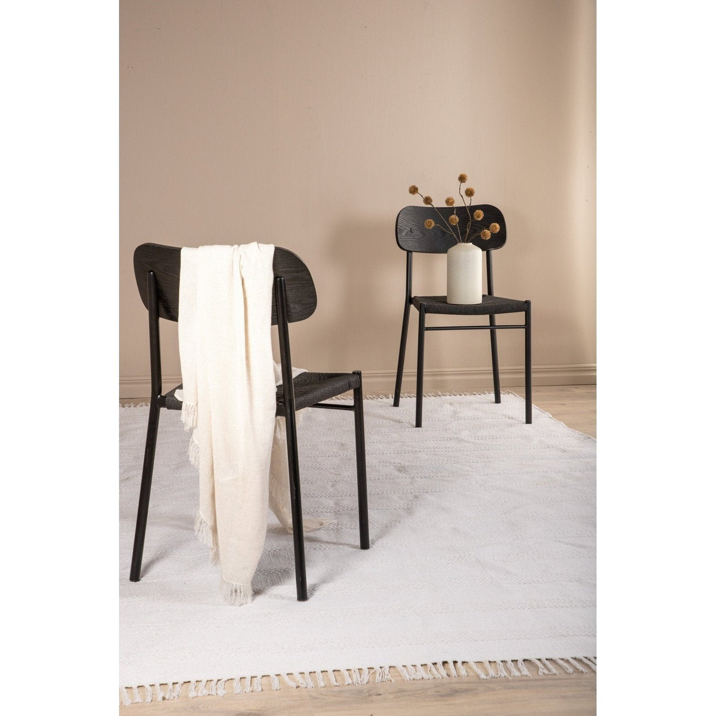 Nico tepper 160x230 Venture Design Teppe