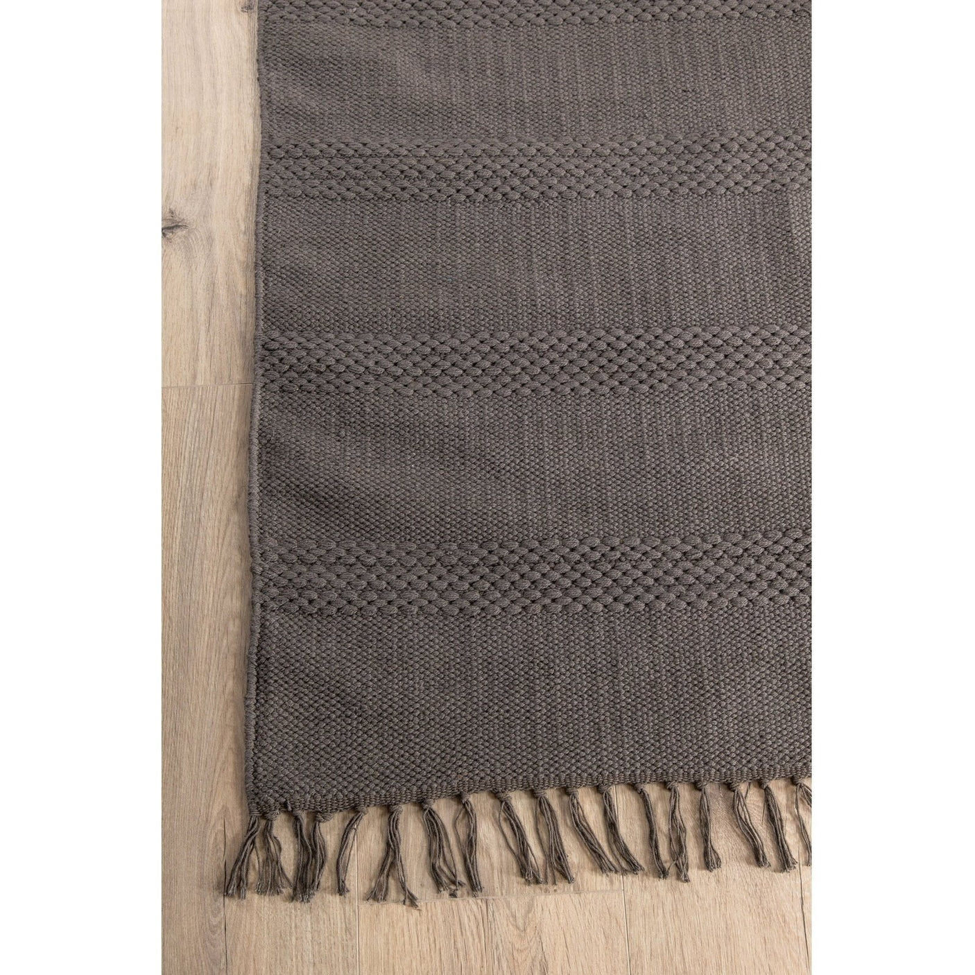 Nico tepper 160x230 Venture Design Teppe