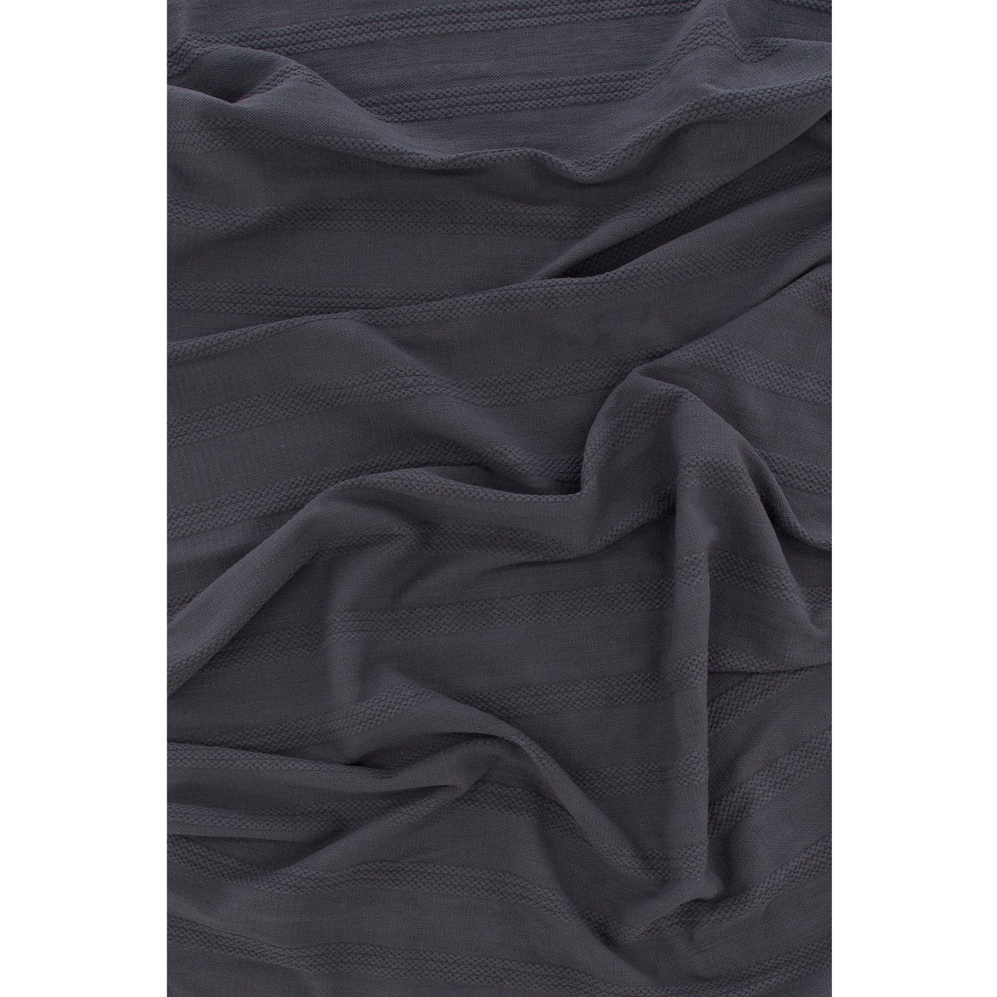 Nico tepper 160x230 Venture Design Teppe