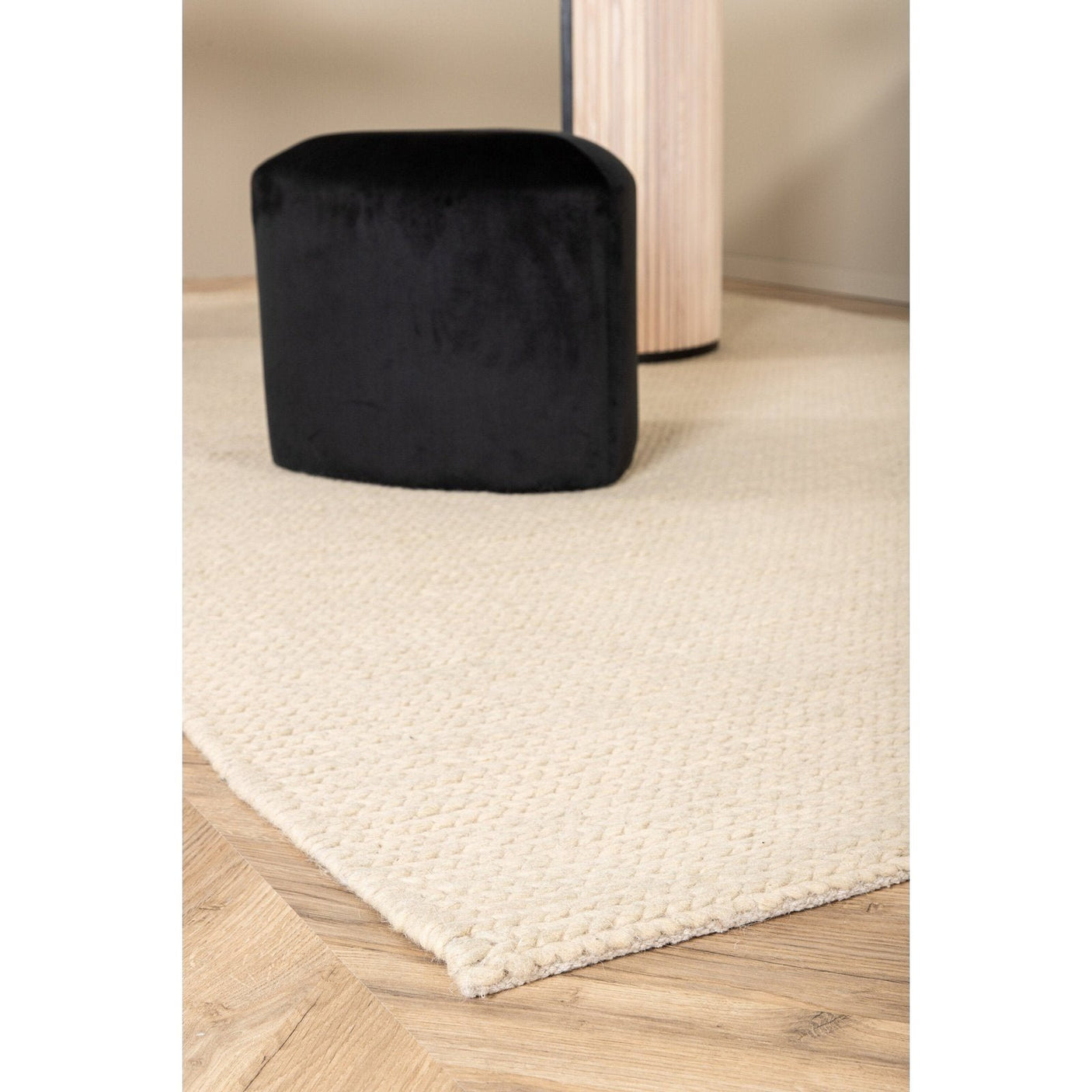 Marta ullteppe 200x300 Venture Design Teppe