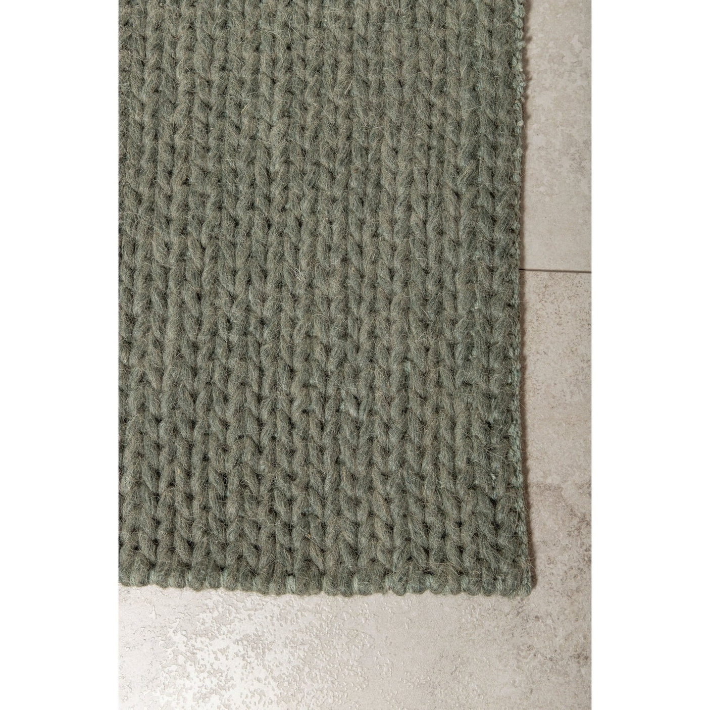 Marta ullteppe 250x350 Venture Design Teppe