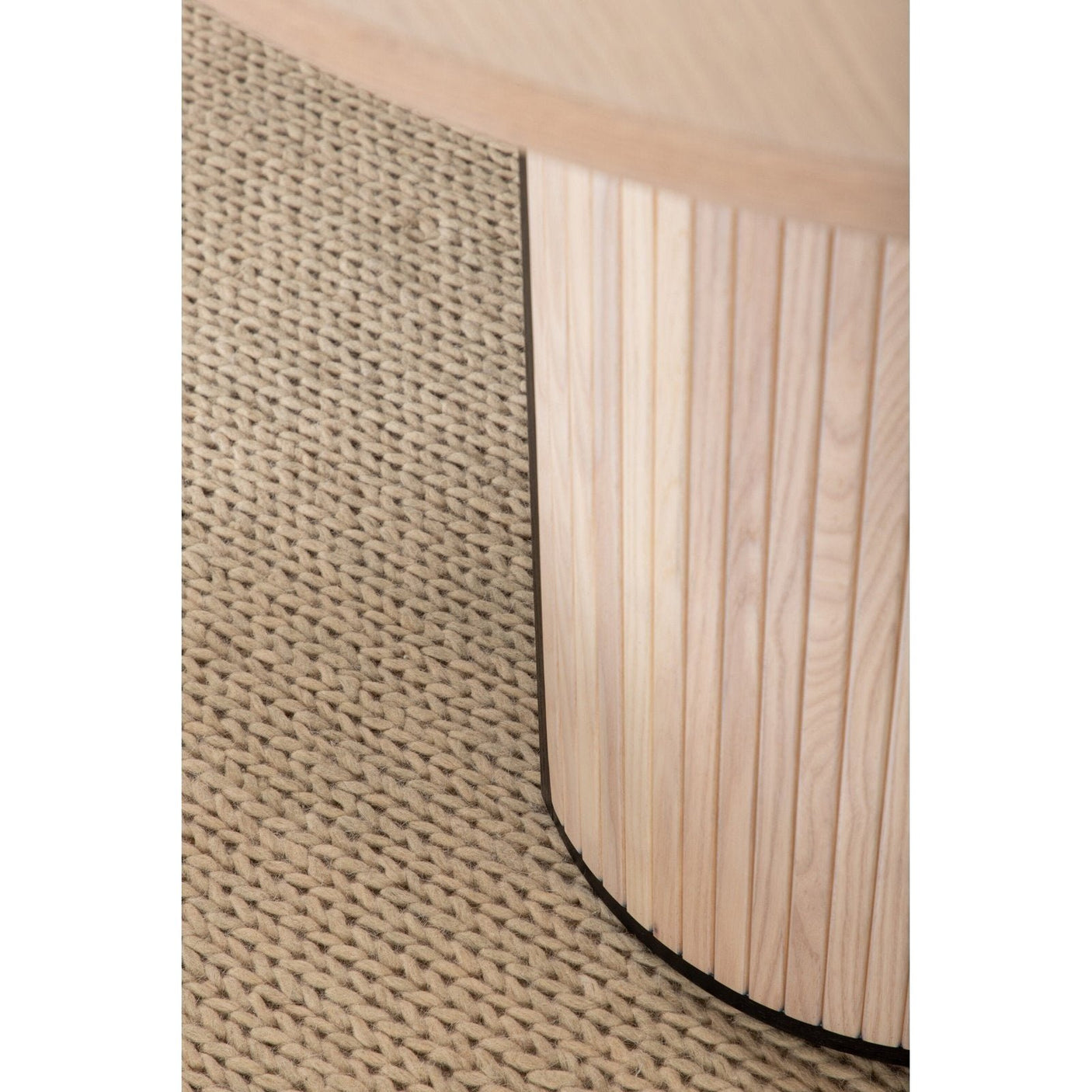 Marta ullteppe 250x350 Venture Design Teppe