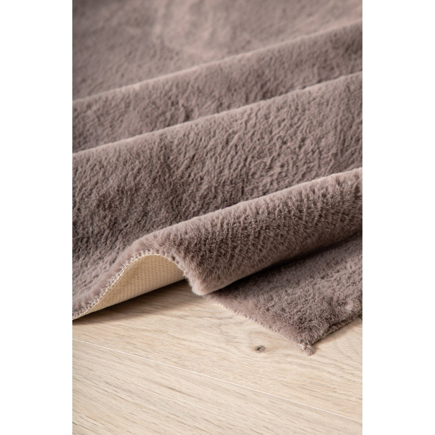 Nina teppe 230x160 Venture Design Teppe