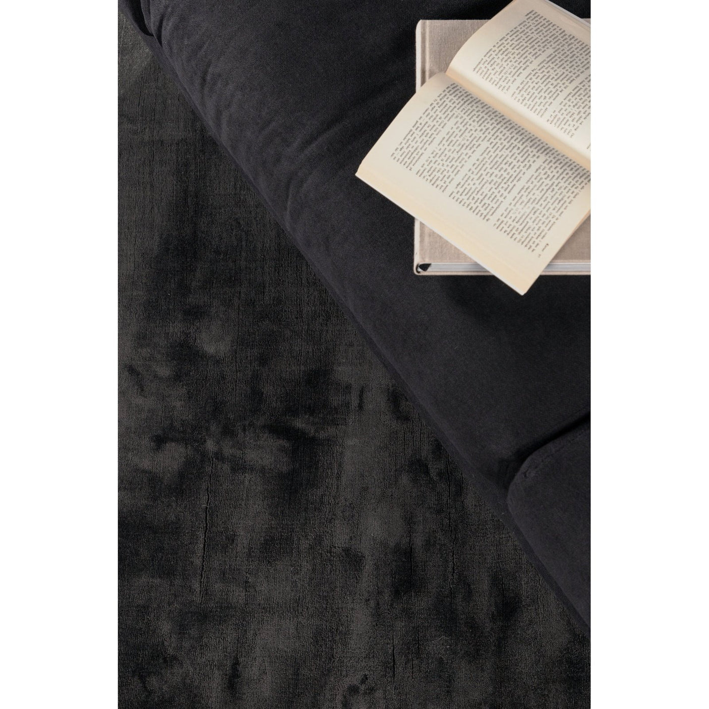 Indra teppe 250x350 Venture Design Teppe