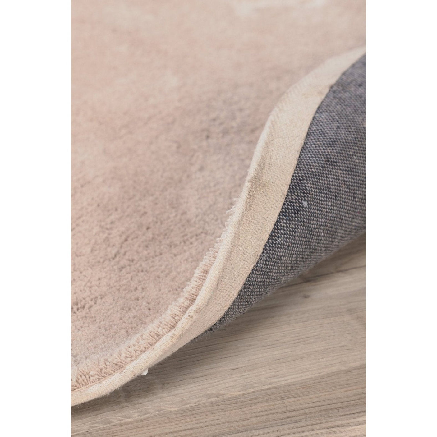 Undra teppe Ø200 Venture Design Teppe