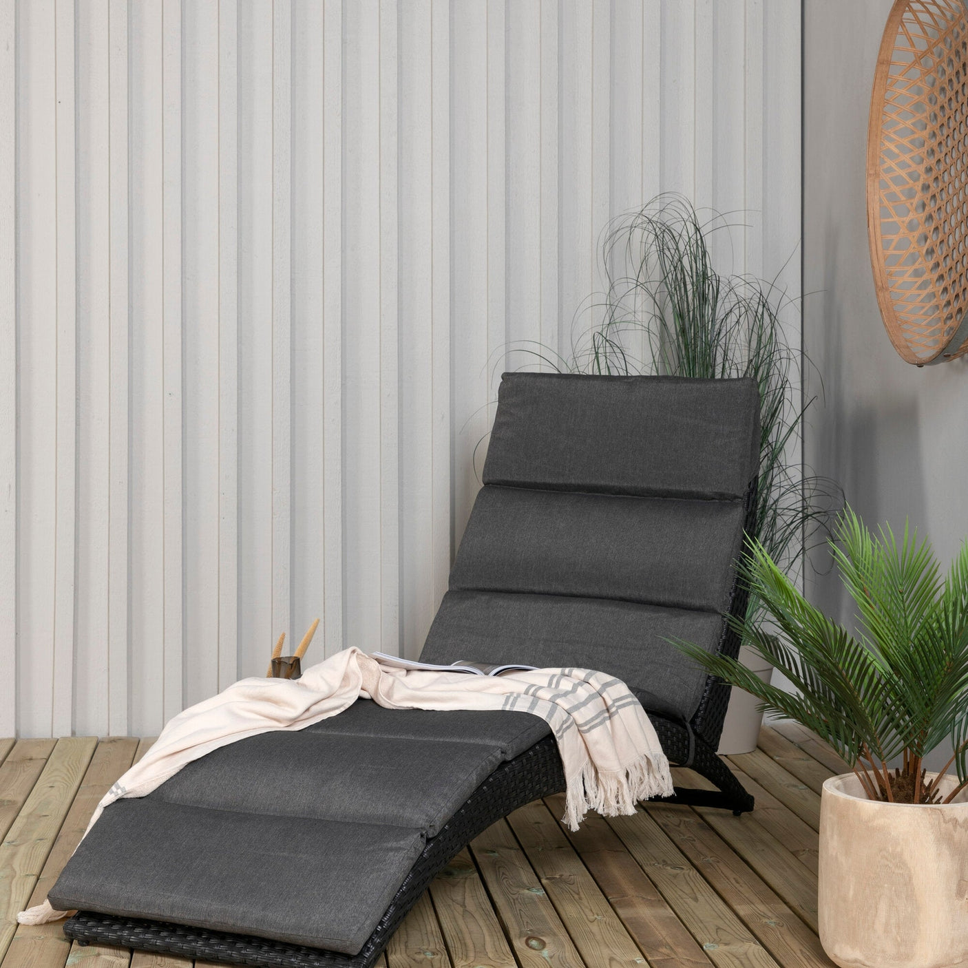 Archie Sun Lounge Venture Design Solseng