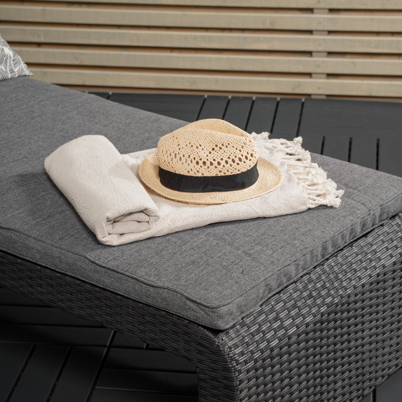 London Sun Lounge Venture Design Solseng