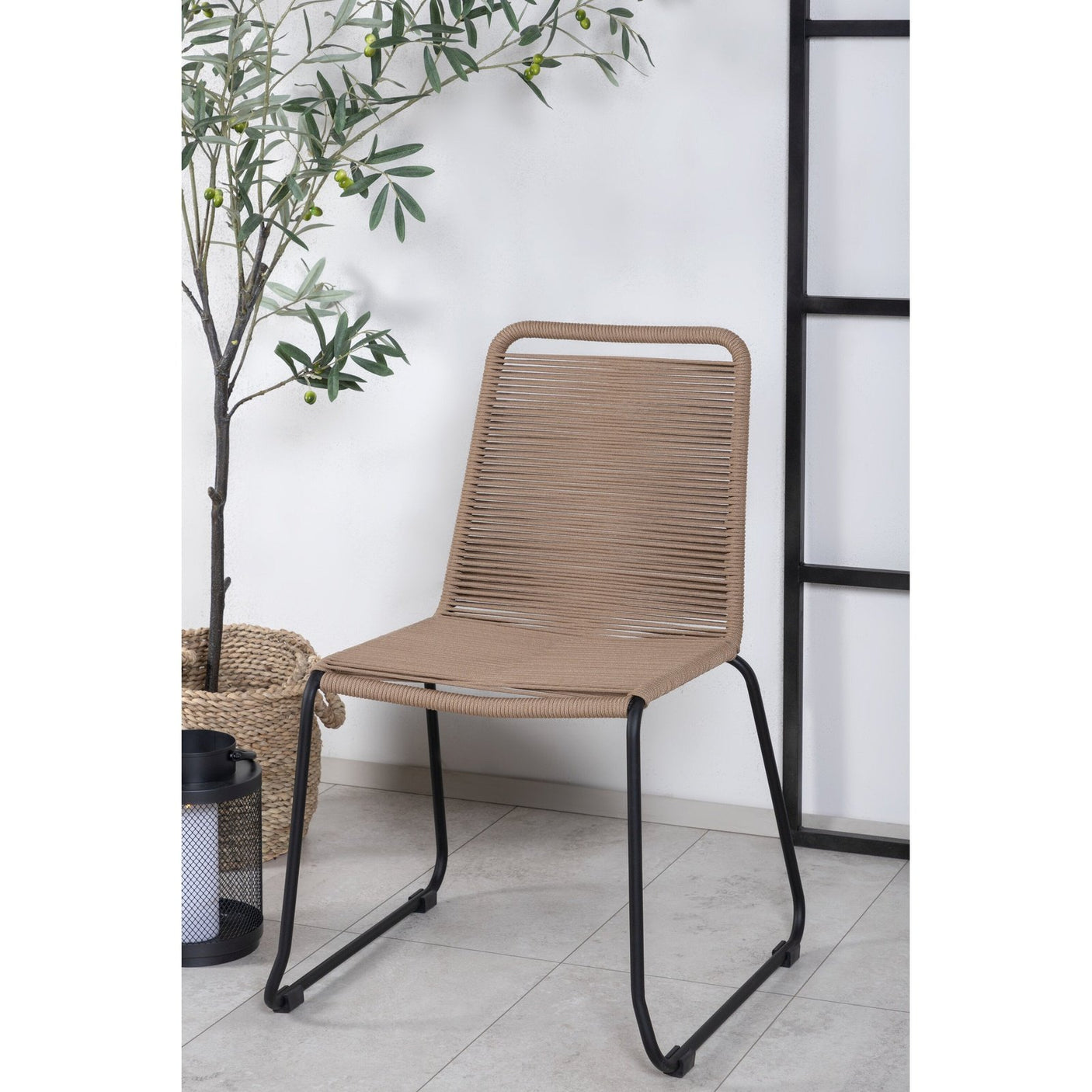 Lindos hagestol Venture Design Spisestol