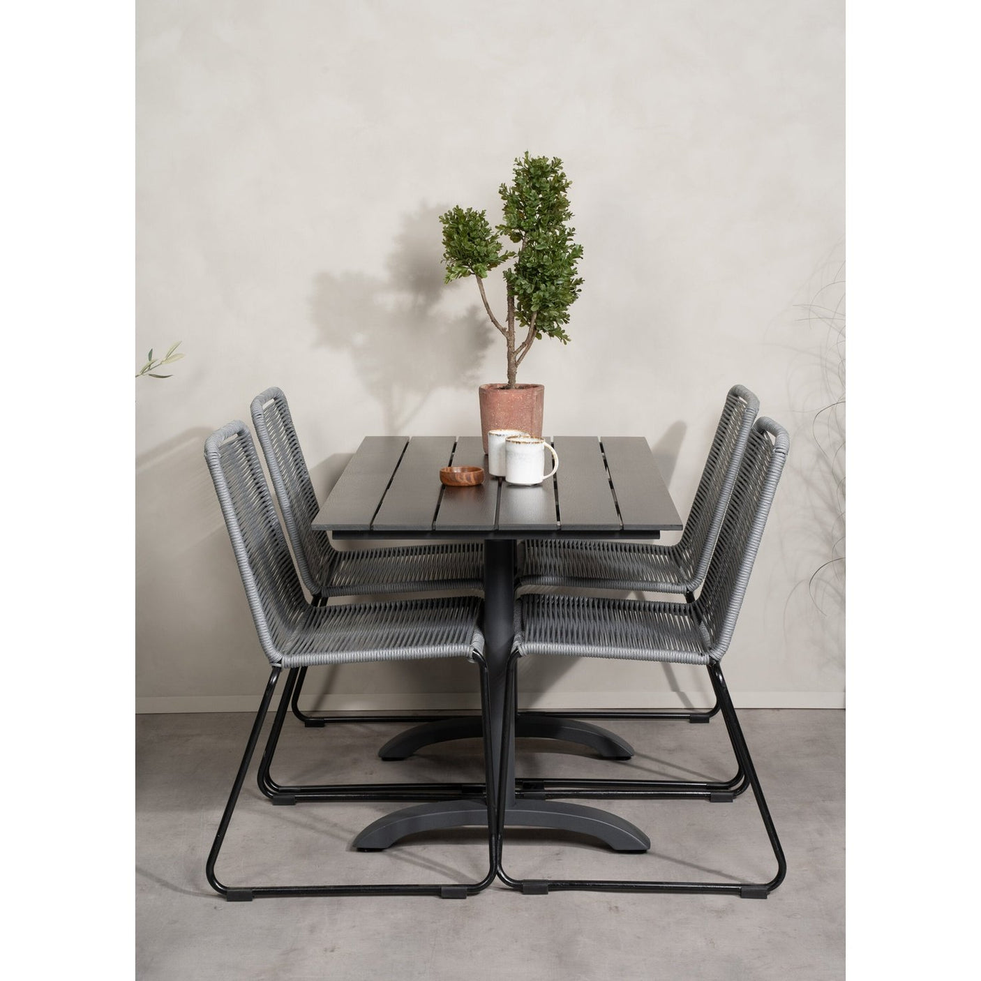 Denver Café Table 120*70 + Lindos spisestoler Venture Design Spisegruppe