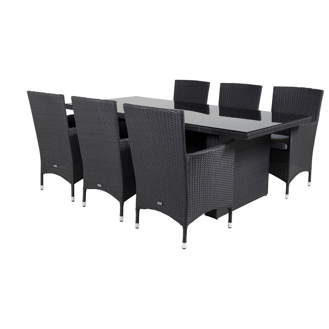 Padova spisebord 200*100 + Malin Armstol med pute / Venture Design Spisegruppe