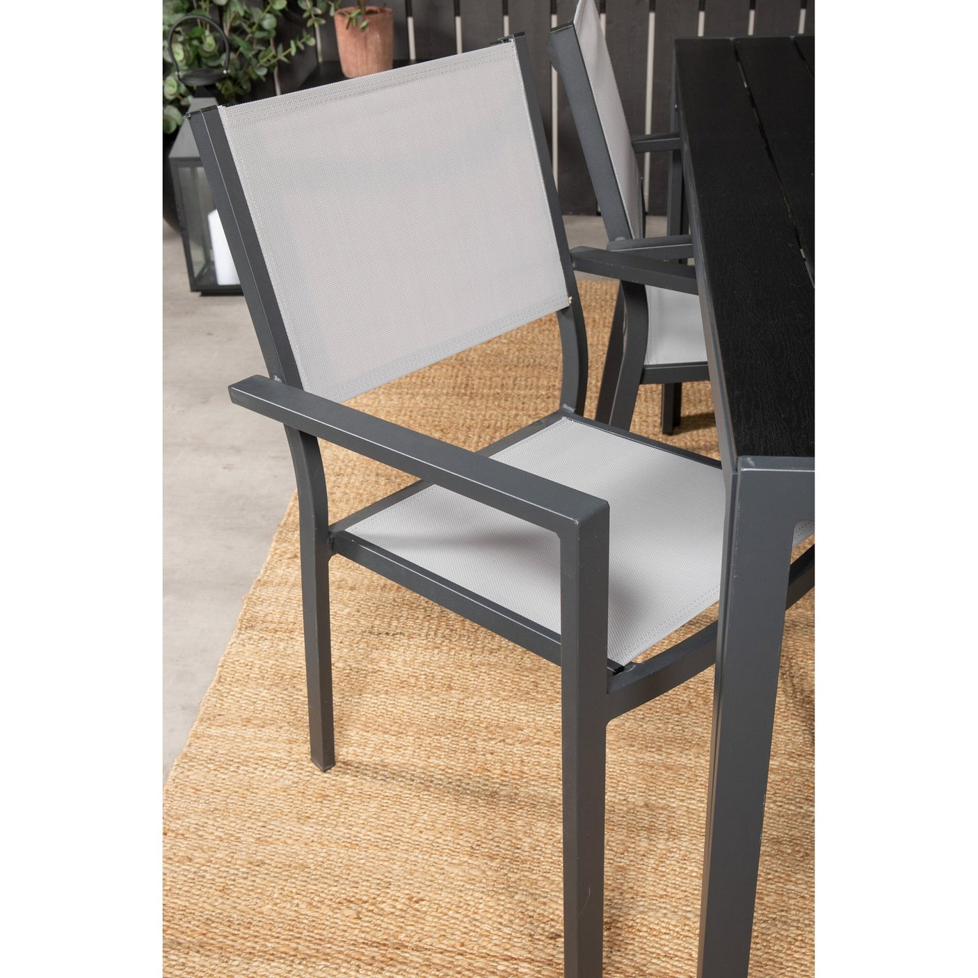 Break Dining Table 150*90 + Copacabana Lenestol Venture Design Spisegruppe