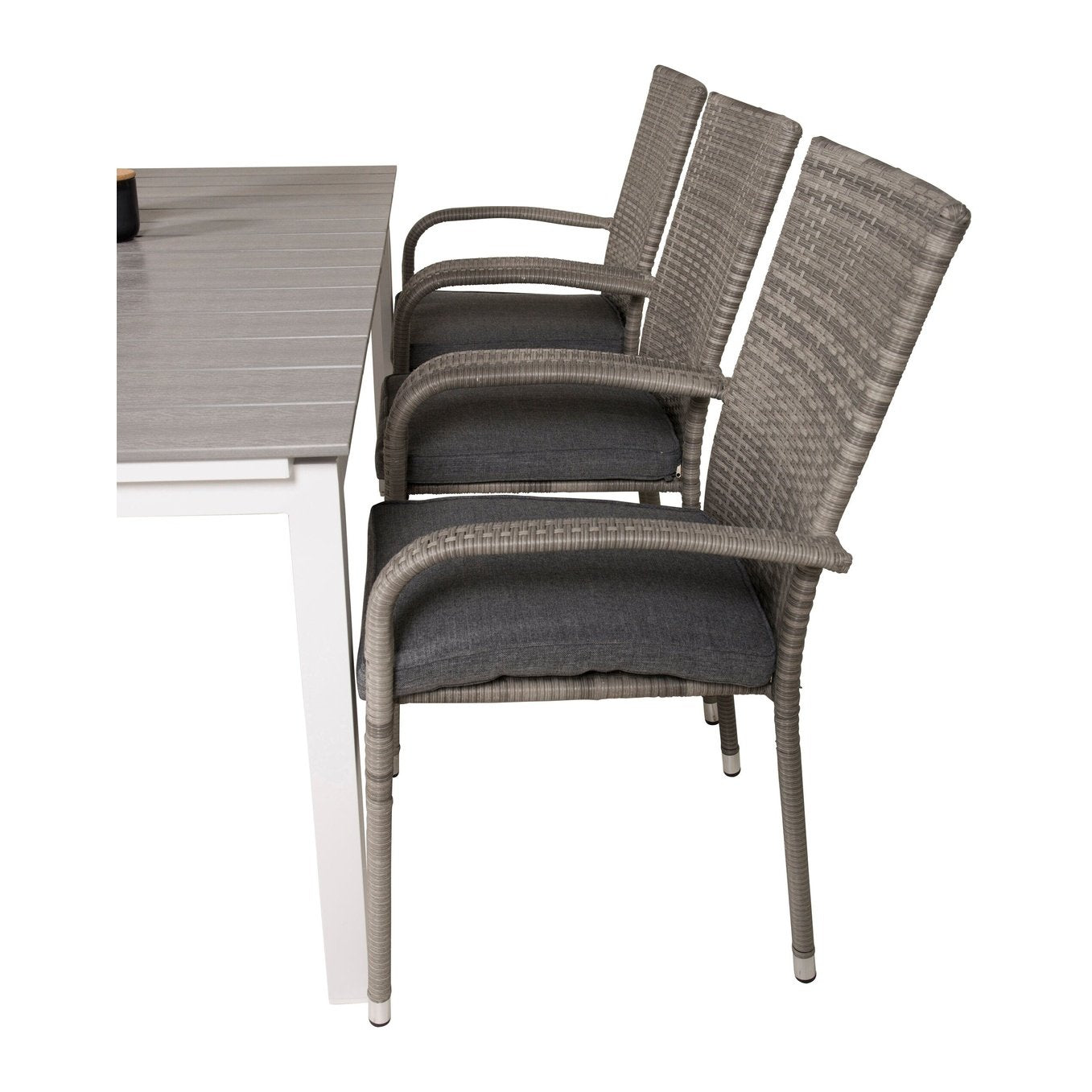 Levels bord 160/240 + Anna stoler Venture Design Spisegruppe