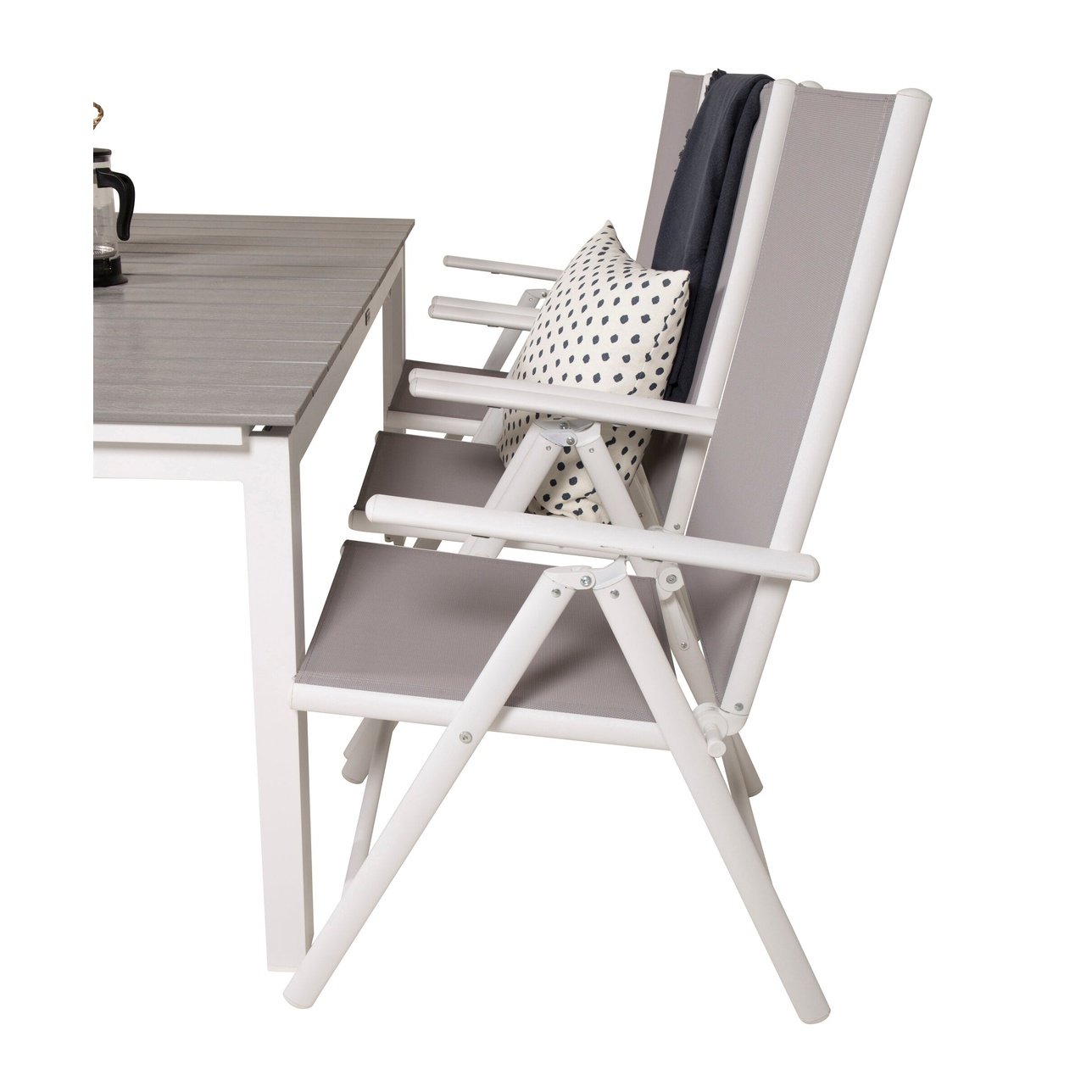 Levels bord 160/240 + Pause stoler Venture Design Spisegruppe
