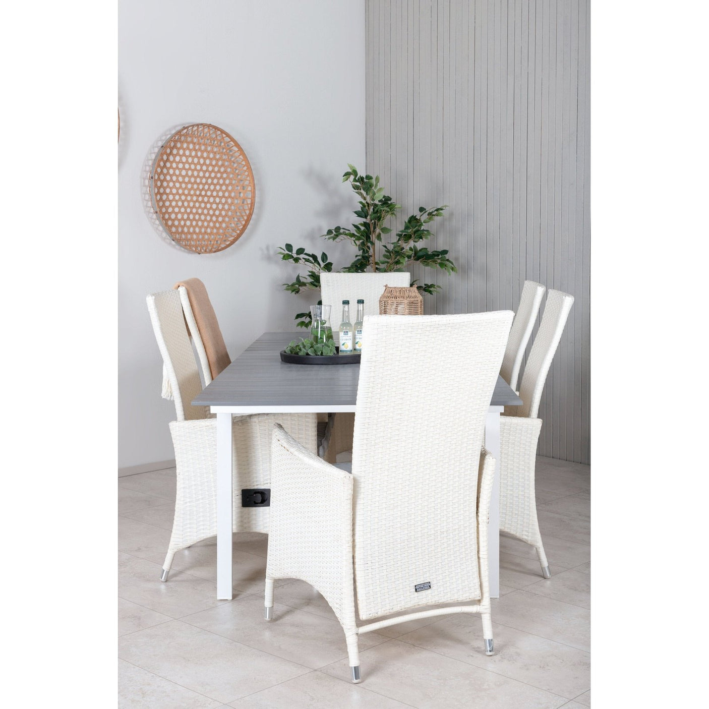 Levels Table 160/240 + Padova stoler Venture Design Spisegruppe