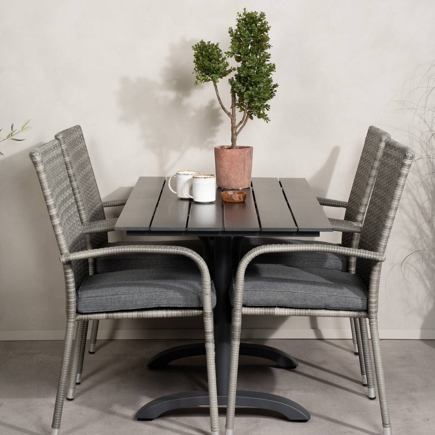 Denver Café Bord 120*70 + Anna Armstol Venture Design Spisegruppe