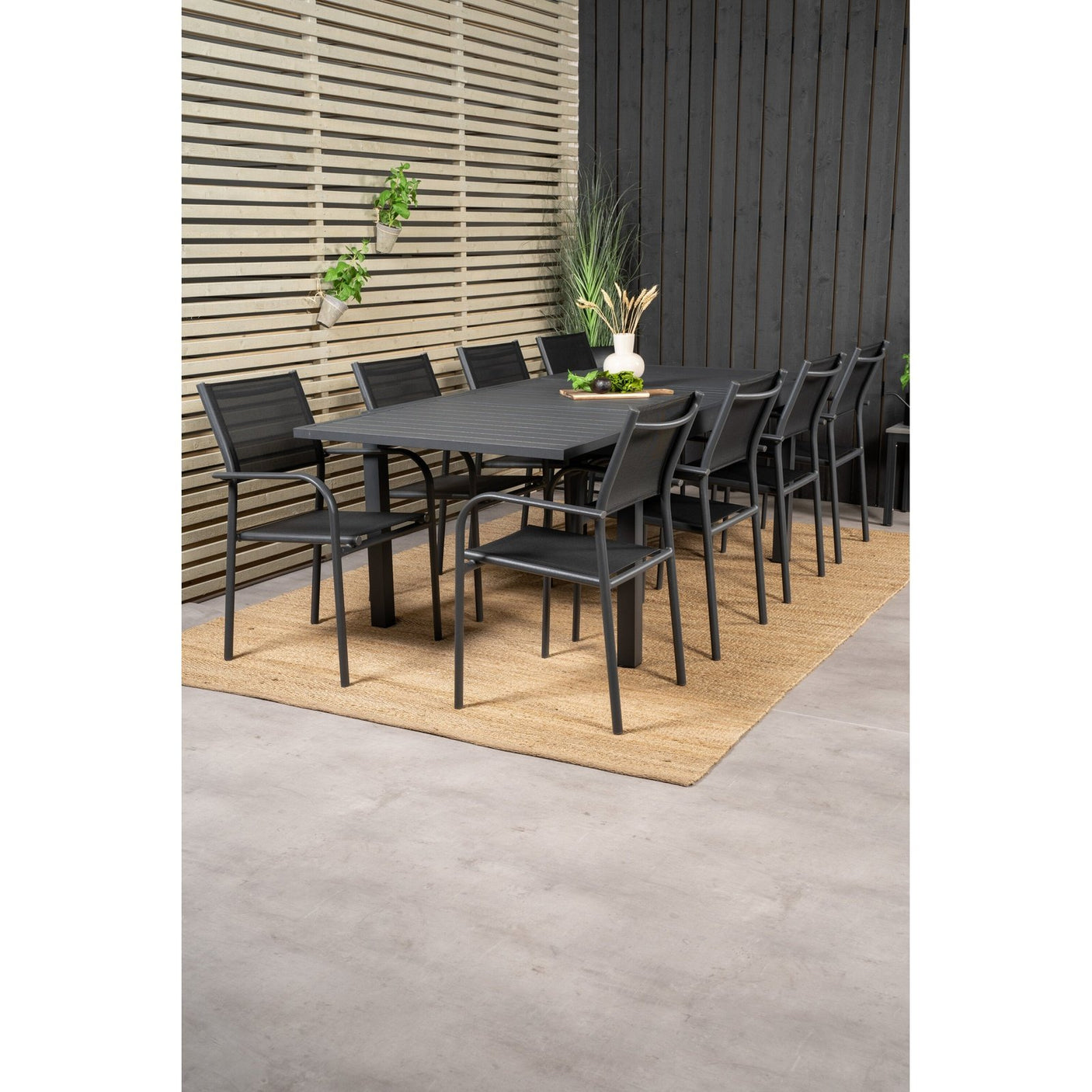 Marbella bord 160/240/ Santorini Armlenstol Venture Design Spisegruppe