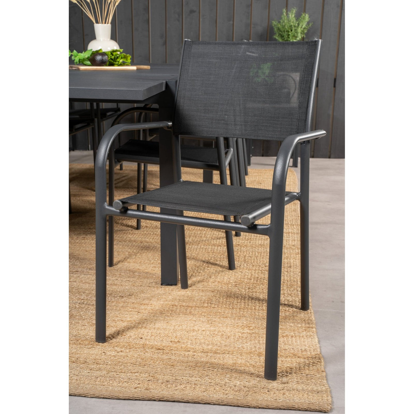 Marbella bord 160/240/ Santorini Armlenstol Venture Design Spisegruppe