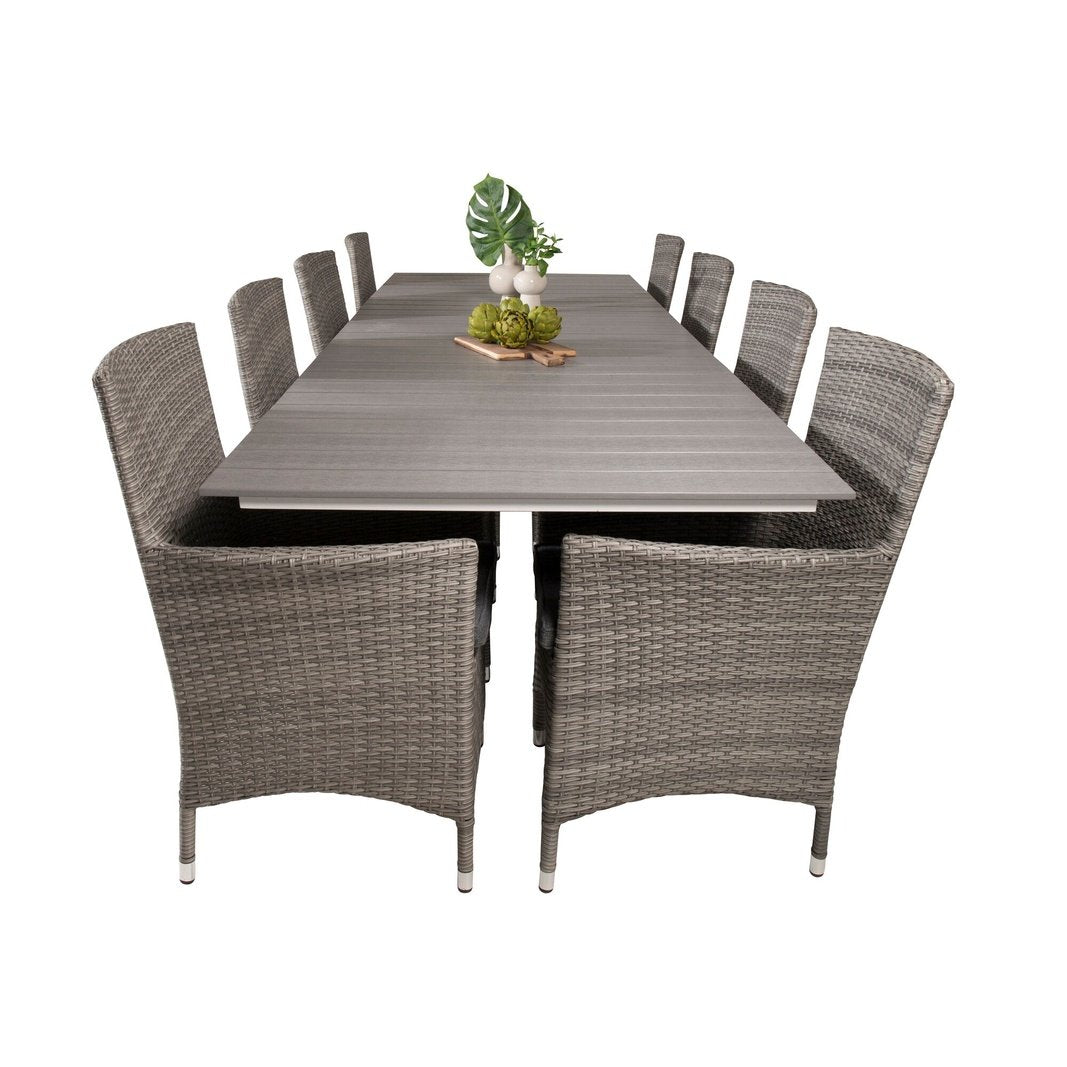 Levels bord 229/310 + Malin Lenestol Venture Design Spisegruppe