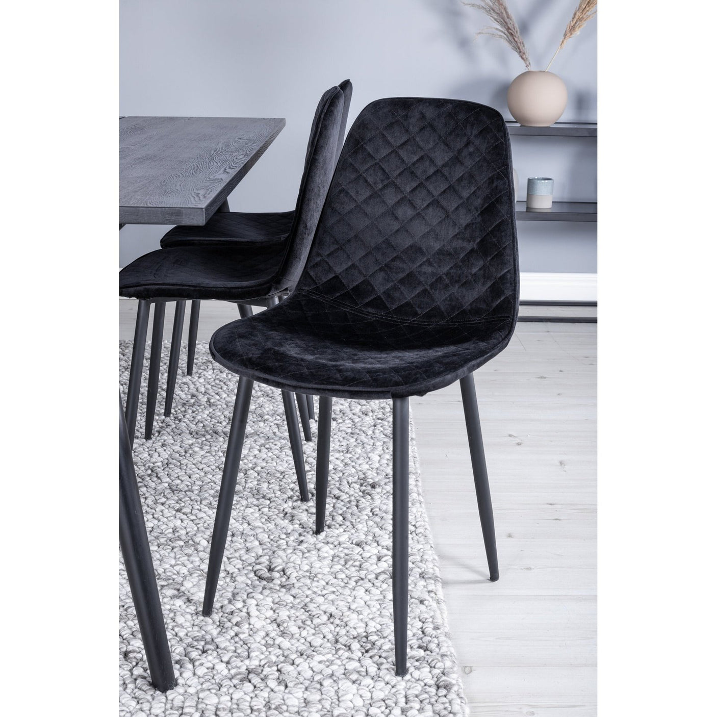 Sleek Extentiontable shed 195*95 + Polar Diamond spisestoler Venture Design Spisegruppe