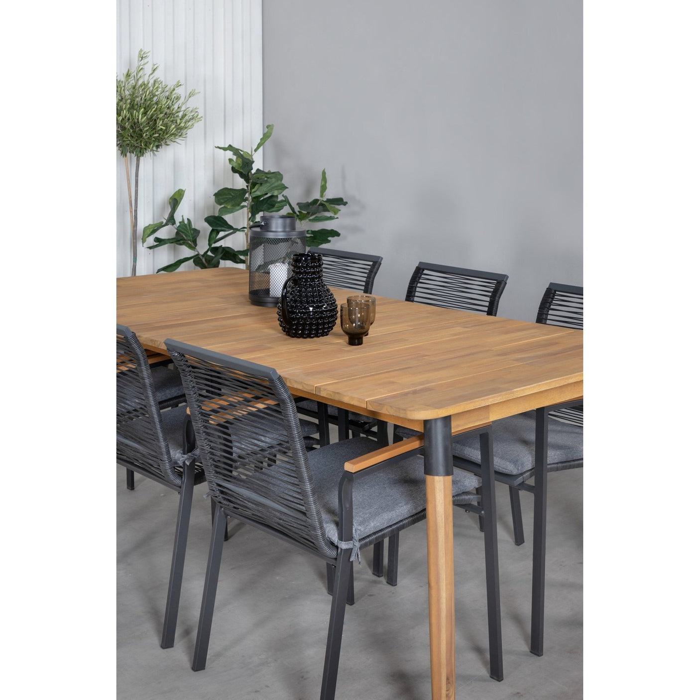 Julian spisebord 210*100cm + Dallas spisestoler Venture Design Spisegruppe