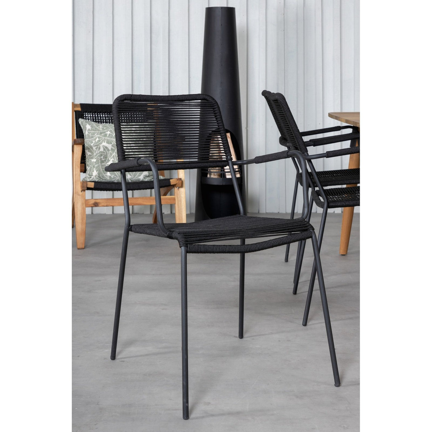 Julian spisebord 210*100cm + Lindos lenestol Venture Design Spisegruppe