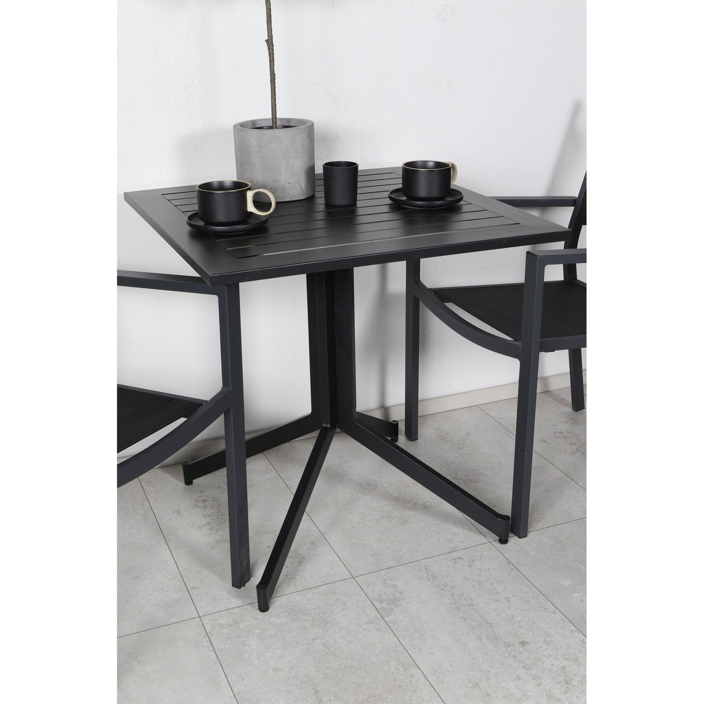 Way café bord 70*70 + Copacabana Stabling stol Venture Design Spisegruppe