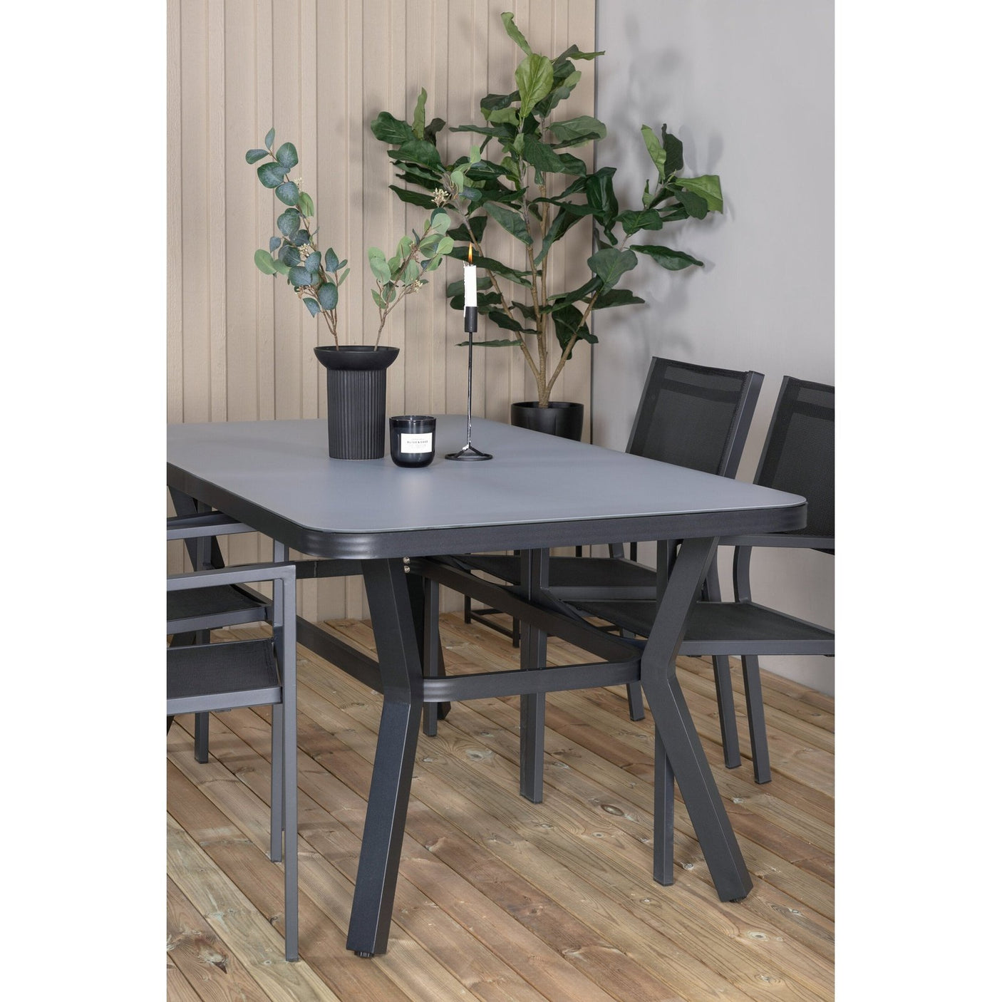 Virya spisebord + Copacabana Venture Design Spisegruppe