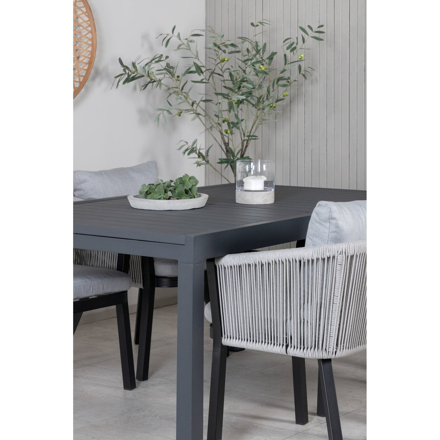 Marbella bord 160/240/+ Virya spisestoler / Venture Design Spisegruppe