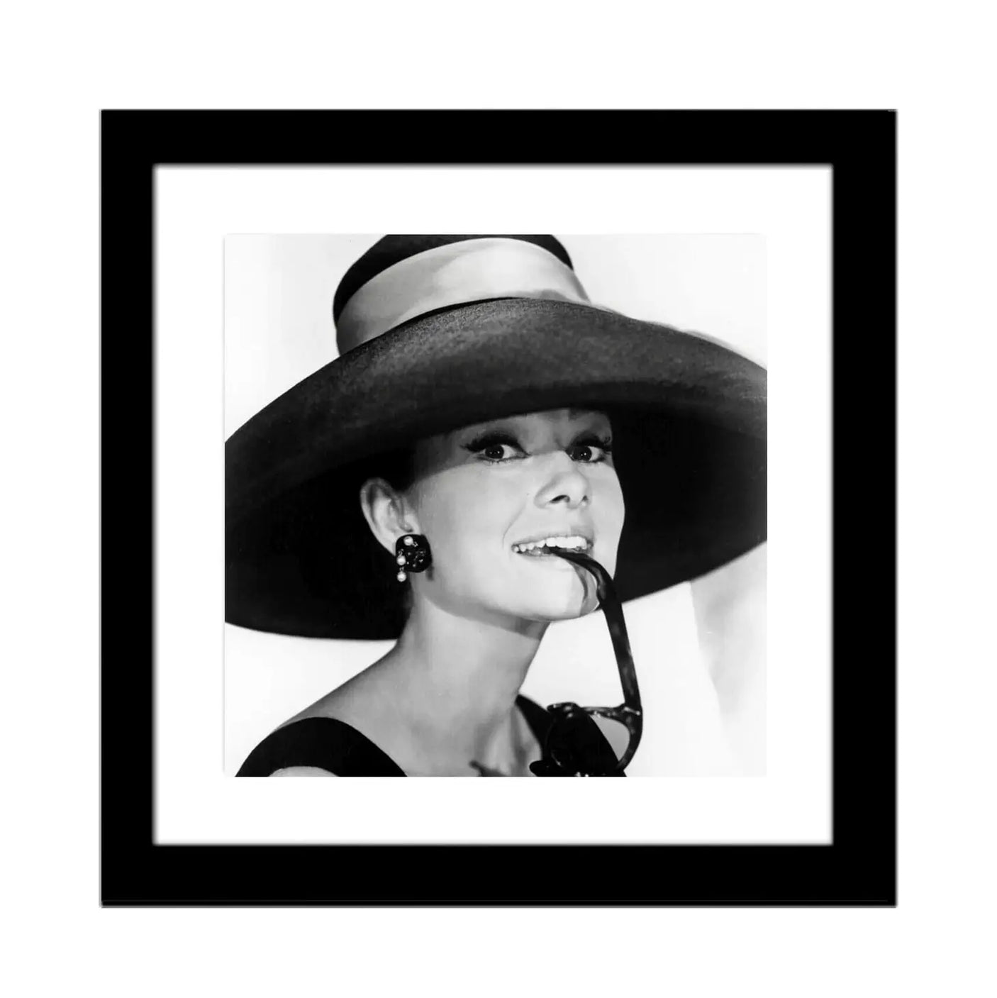 Glass picture w/frame Audrey Hepburn Homefactory Bilde