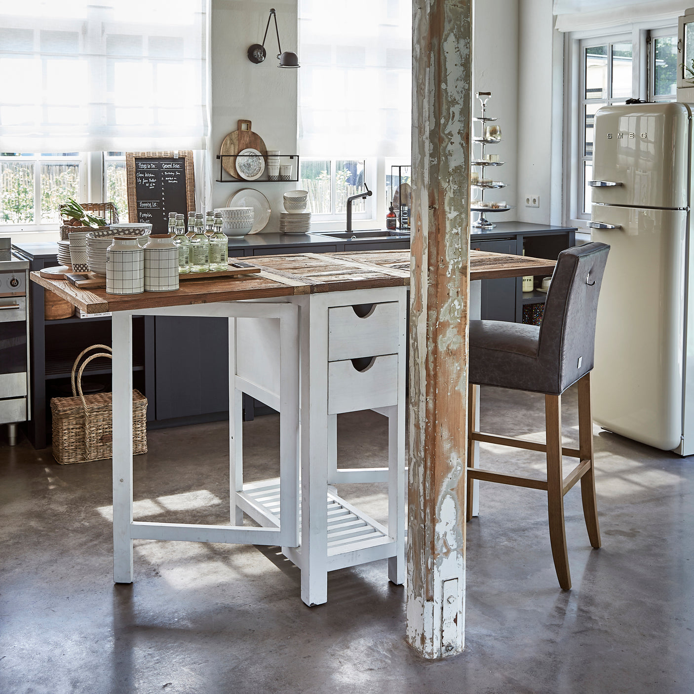 Wooster Street Bar Table Riviera Maison Sidebord