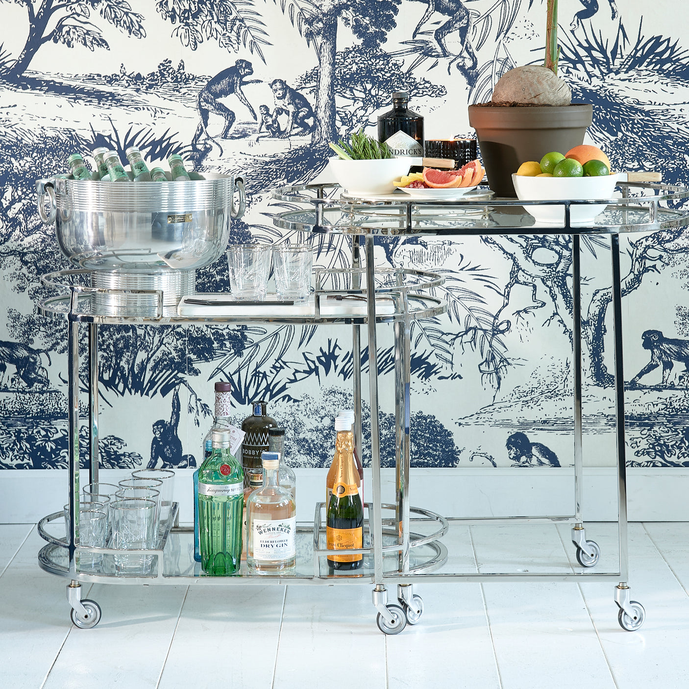 Crosby Street bartralle sett med 2 Riviera Maison Pynteartikler